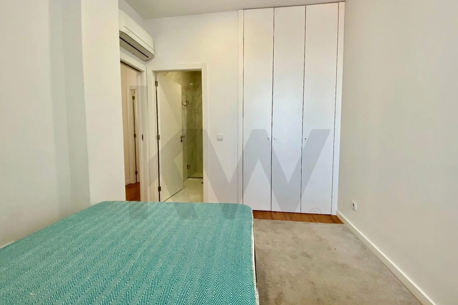 2 BDR &amp; 2 BTHR Duplex with 2 balconies - Photo 9