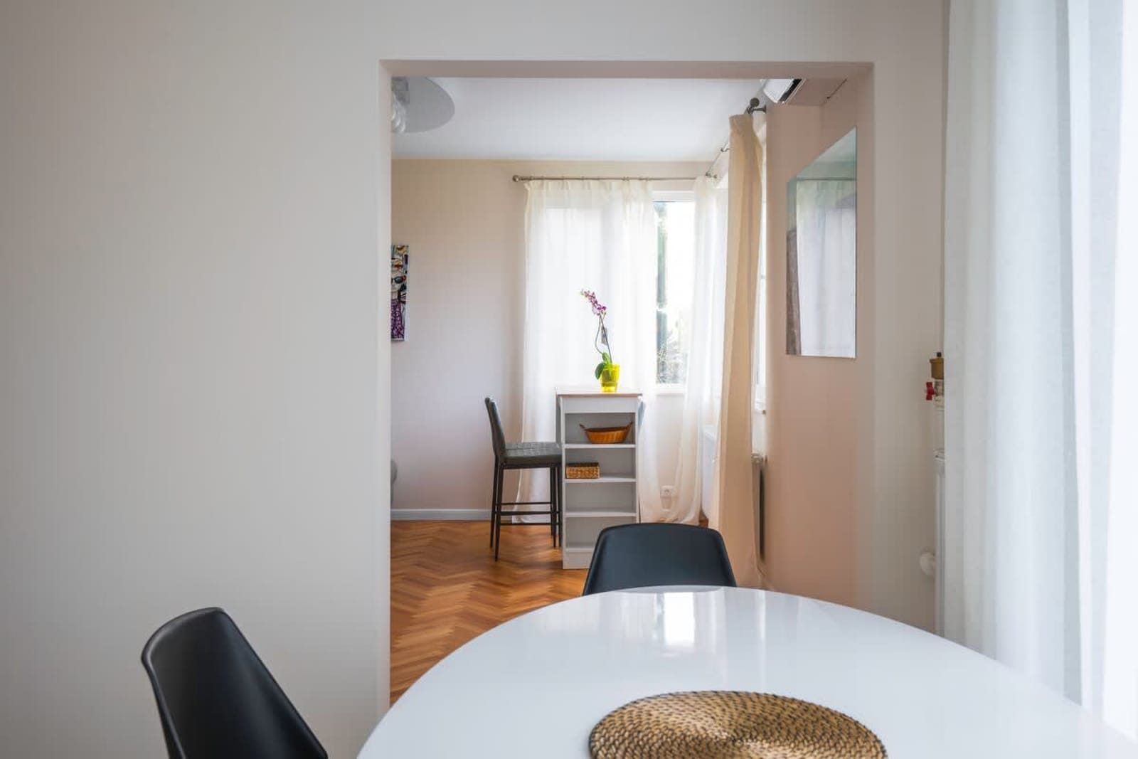 New With The Best View - 2BD Bright Flat Near NDK - Photo 11