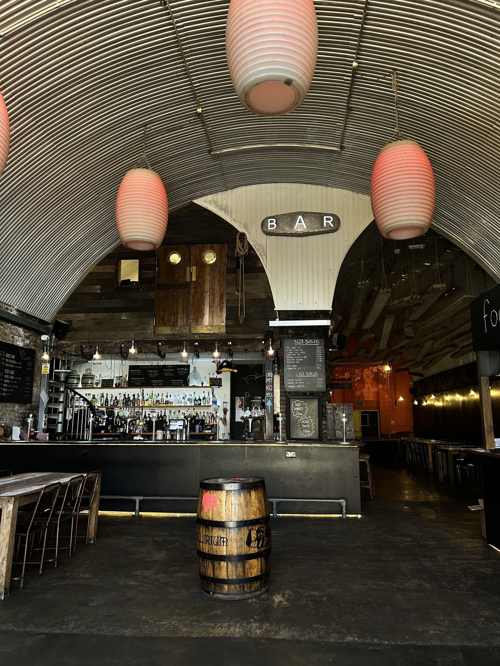 Traditional railway Arches, Bermondsey - Photo 16