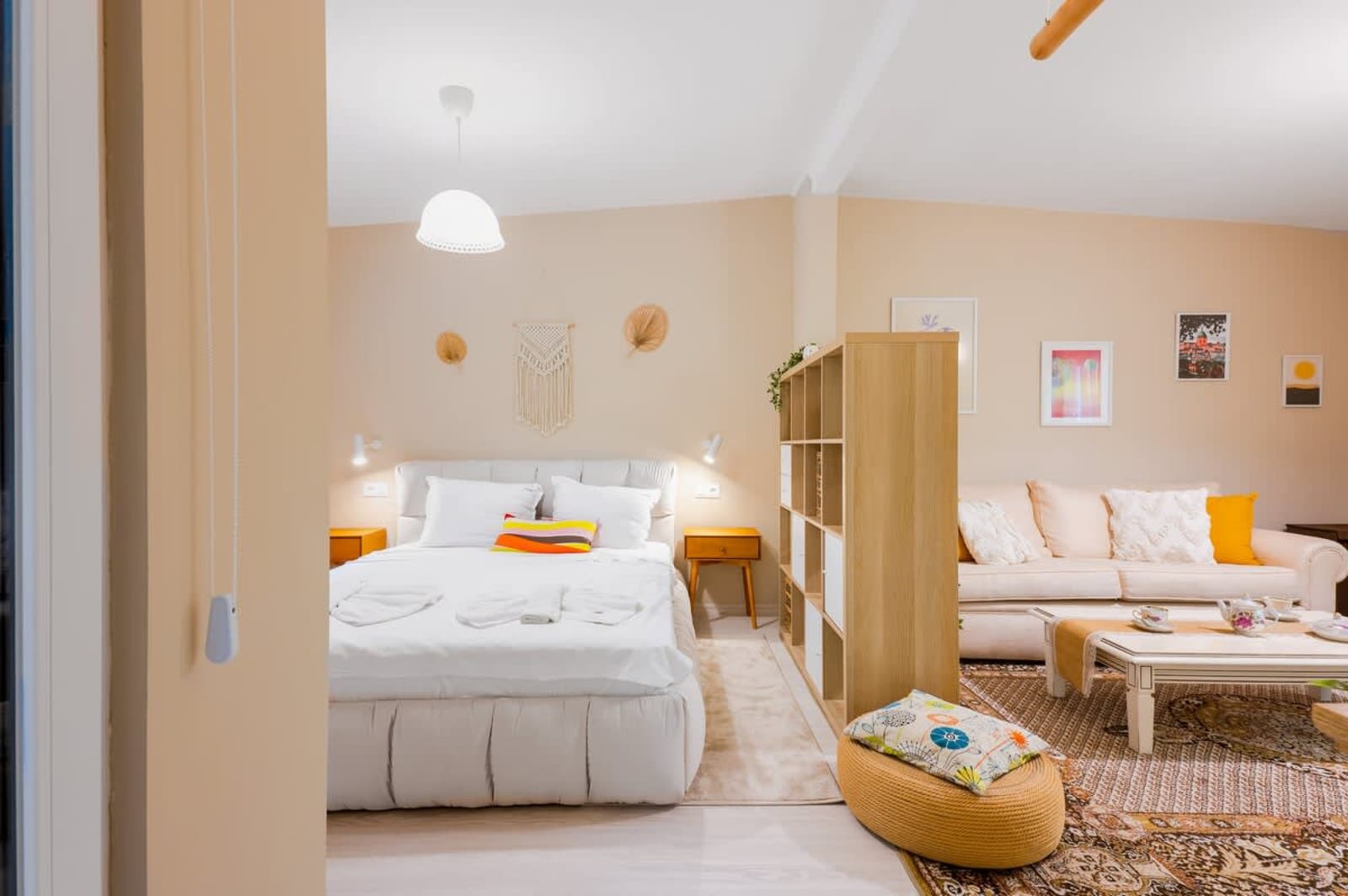 Central Stylish Suite &amp; Studio with Shared Terrace - Photo 31