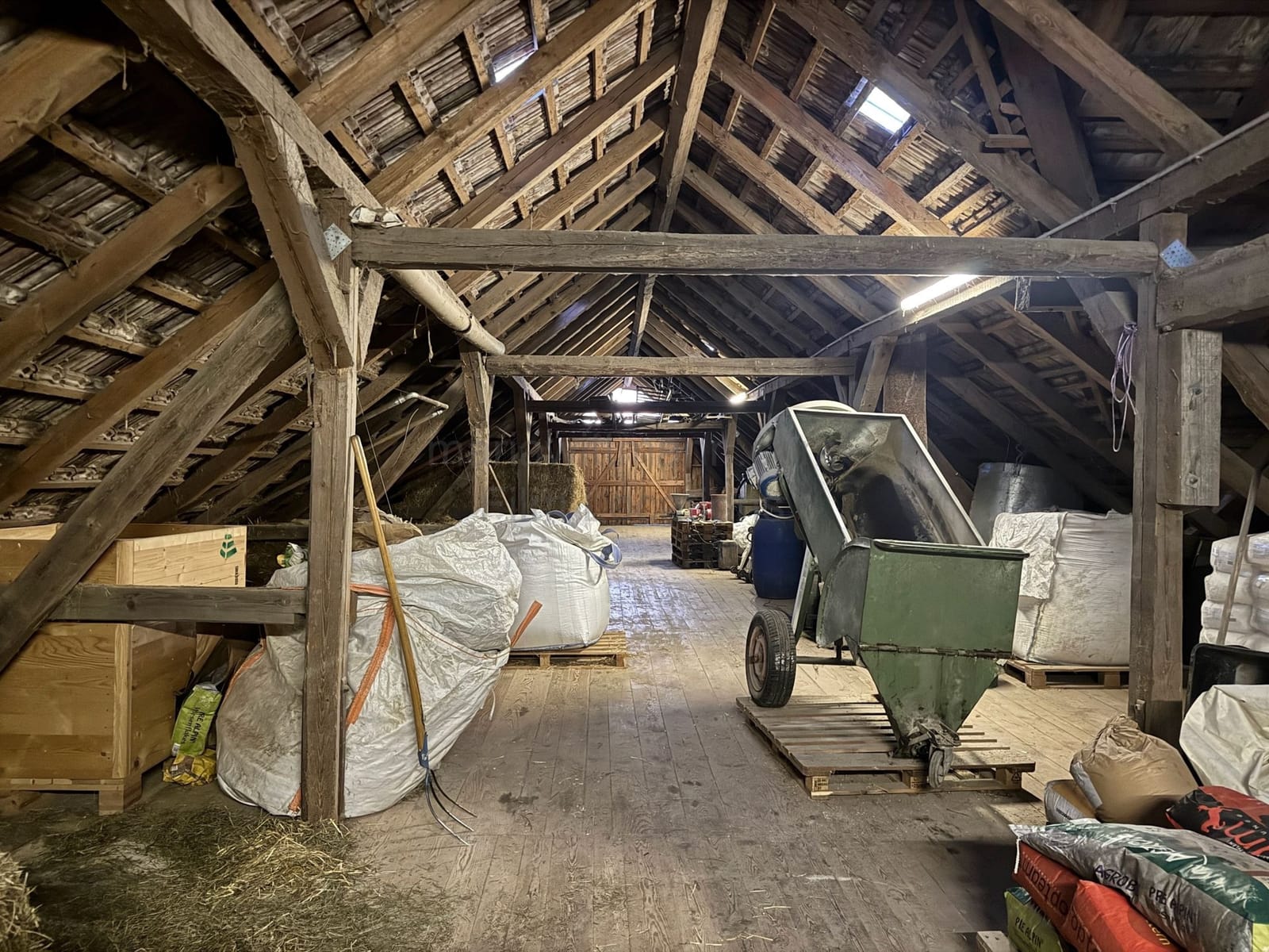 Location 483 - Photo 6