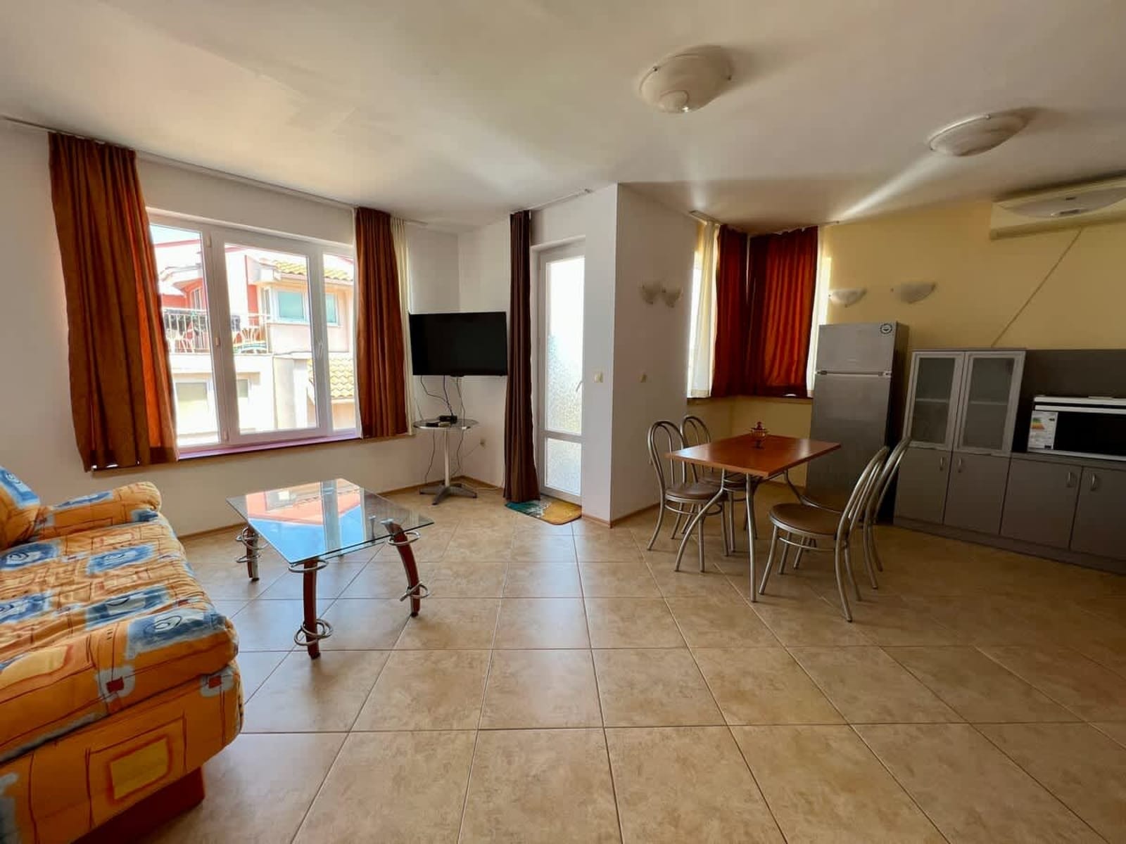 Private 1BD Apartment with Balcony in Sozopol - Photo 3