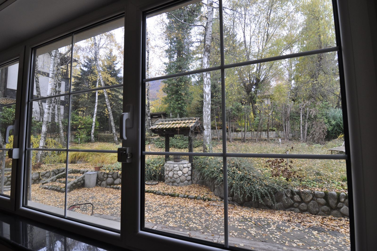 The Mosaic House - Photo 25