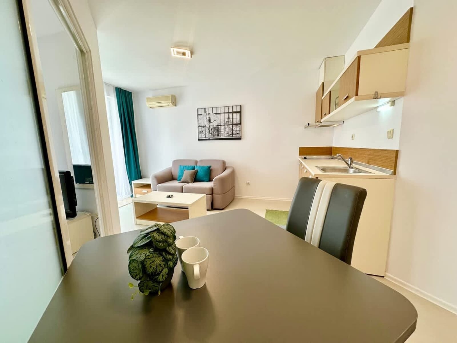 Cozy  pool view apartment on complex Rainbow 3 - Photo 5