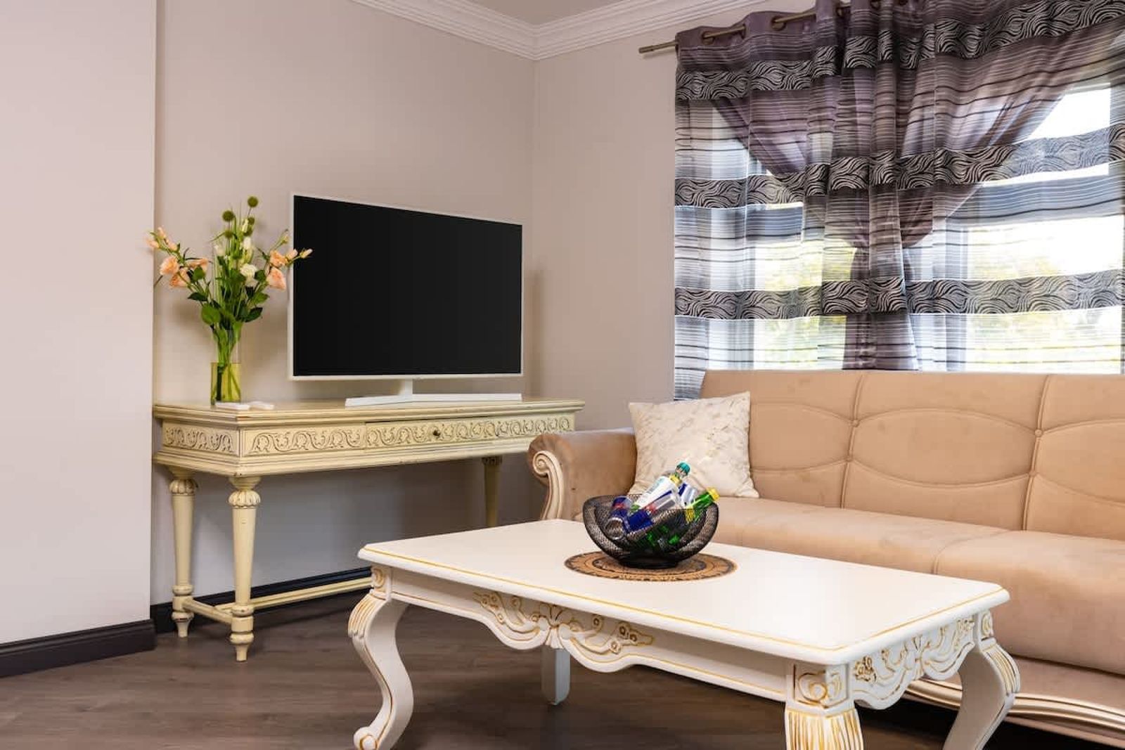 Central Apartments with Garden view - Apt No. 5 - Cover Photo