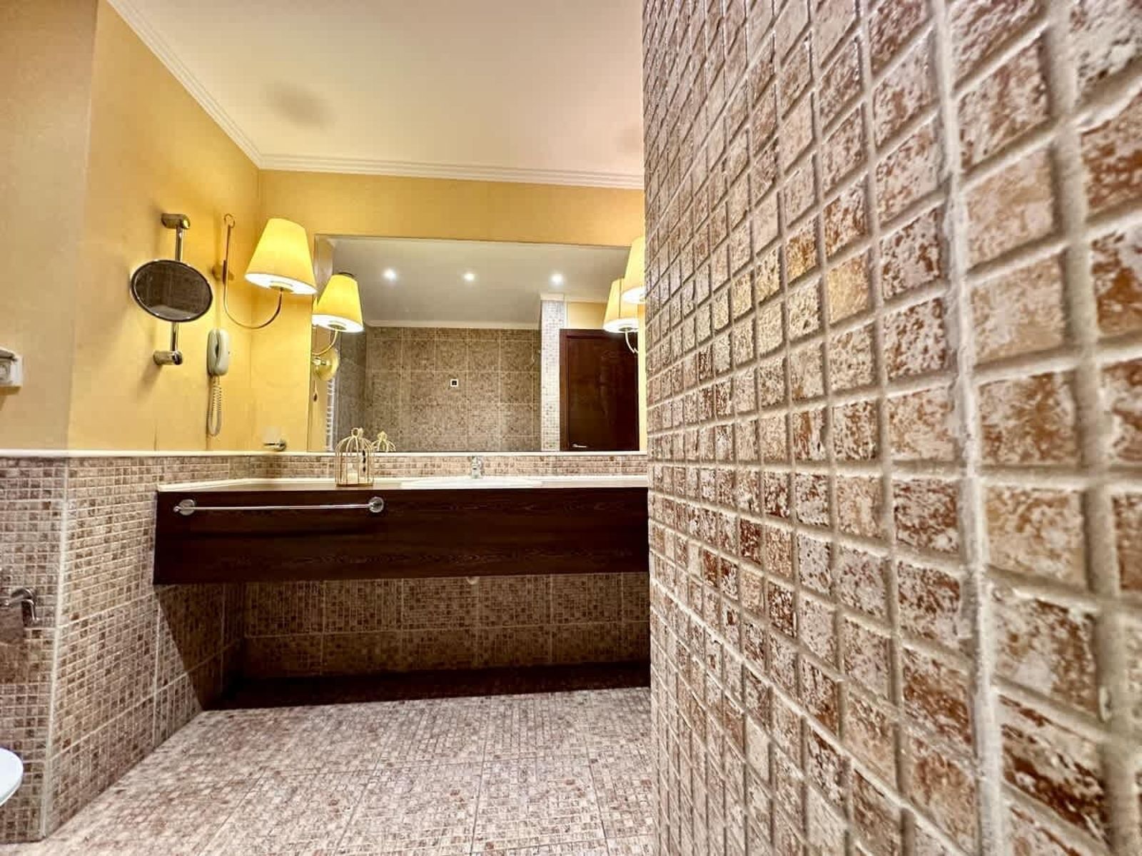 Cozy two bedroom in Royal Beach - Photo 42