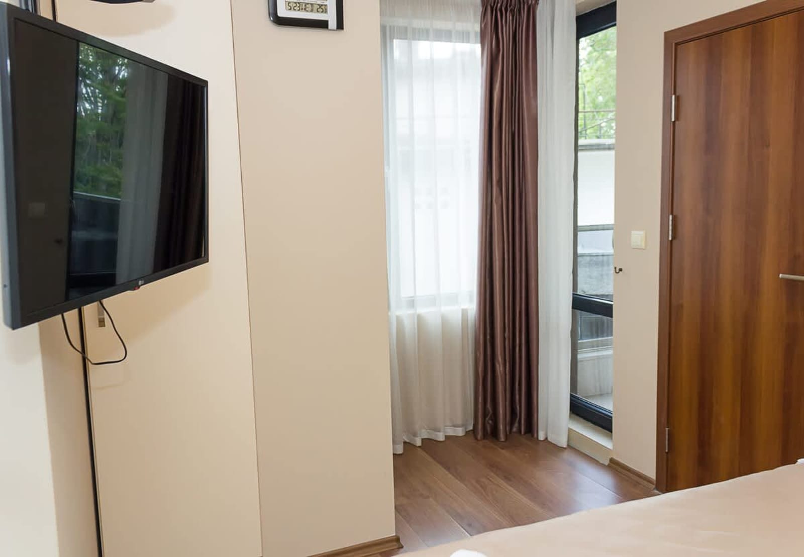 1BD Flat on Blvd. Maria Luiza  Varna - Photo 12