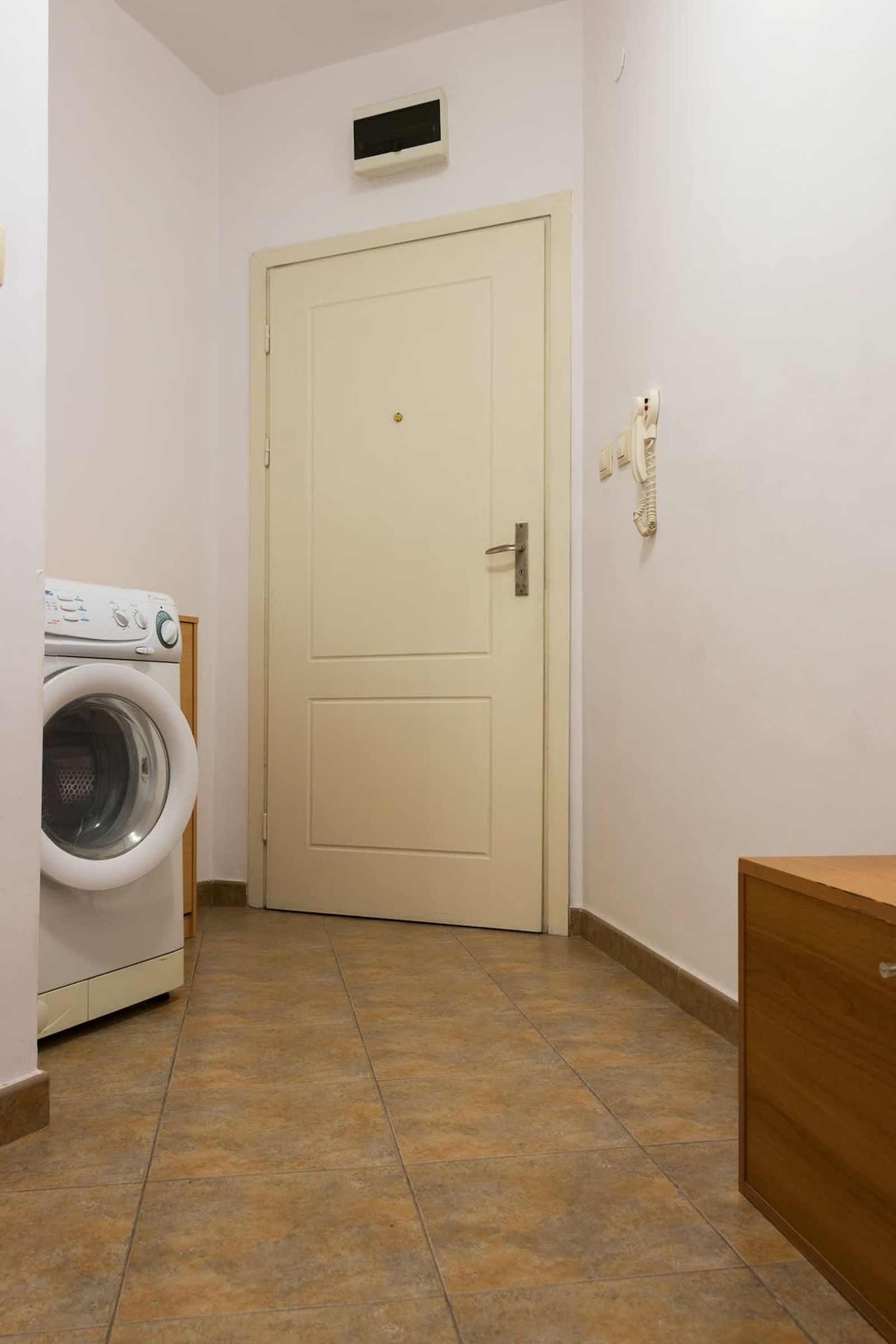 Glorious | 2-Bedroom apartment near Youth Hill | - Photo 16