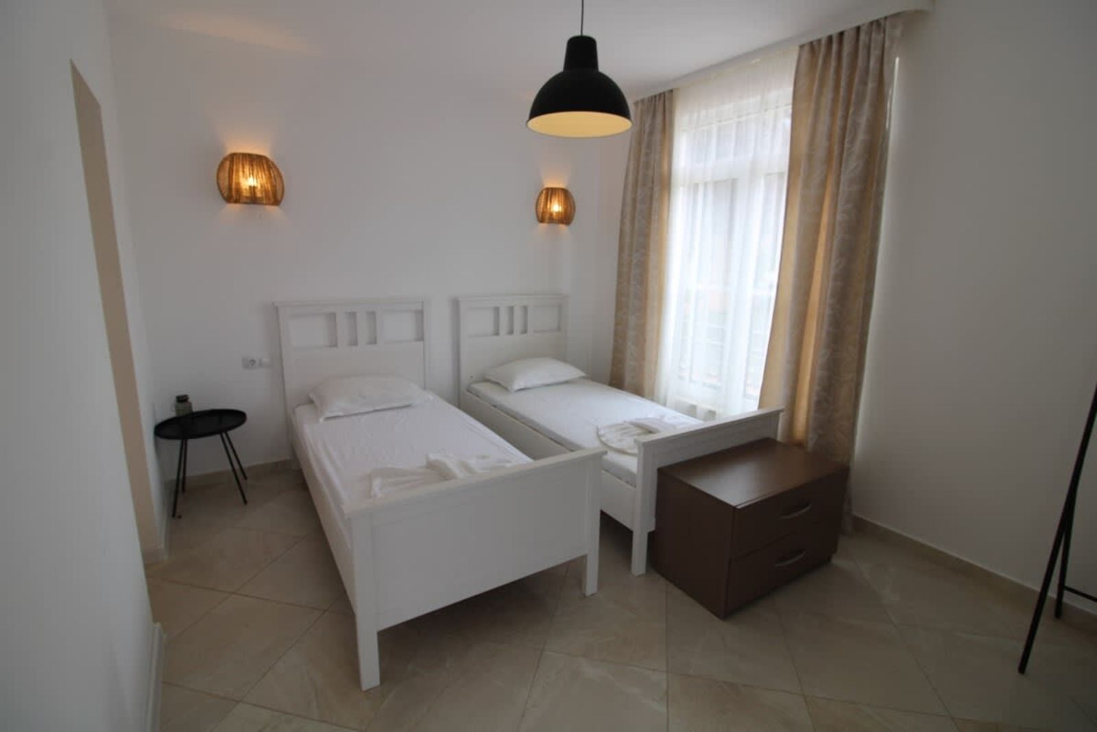 Cozy 2 bedroom apartment in Flores Garden - Photo 16