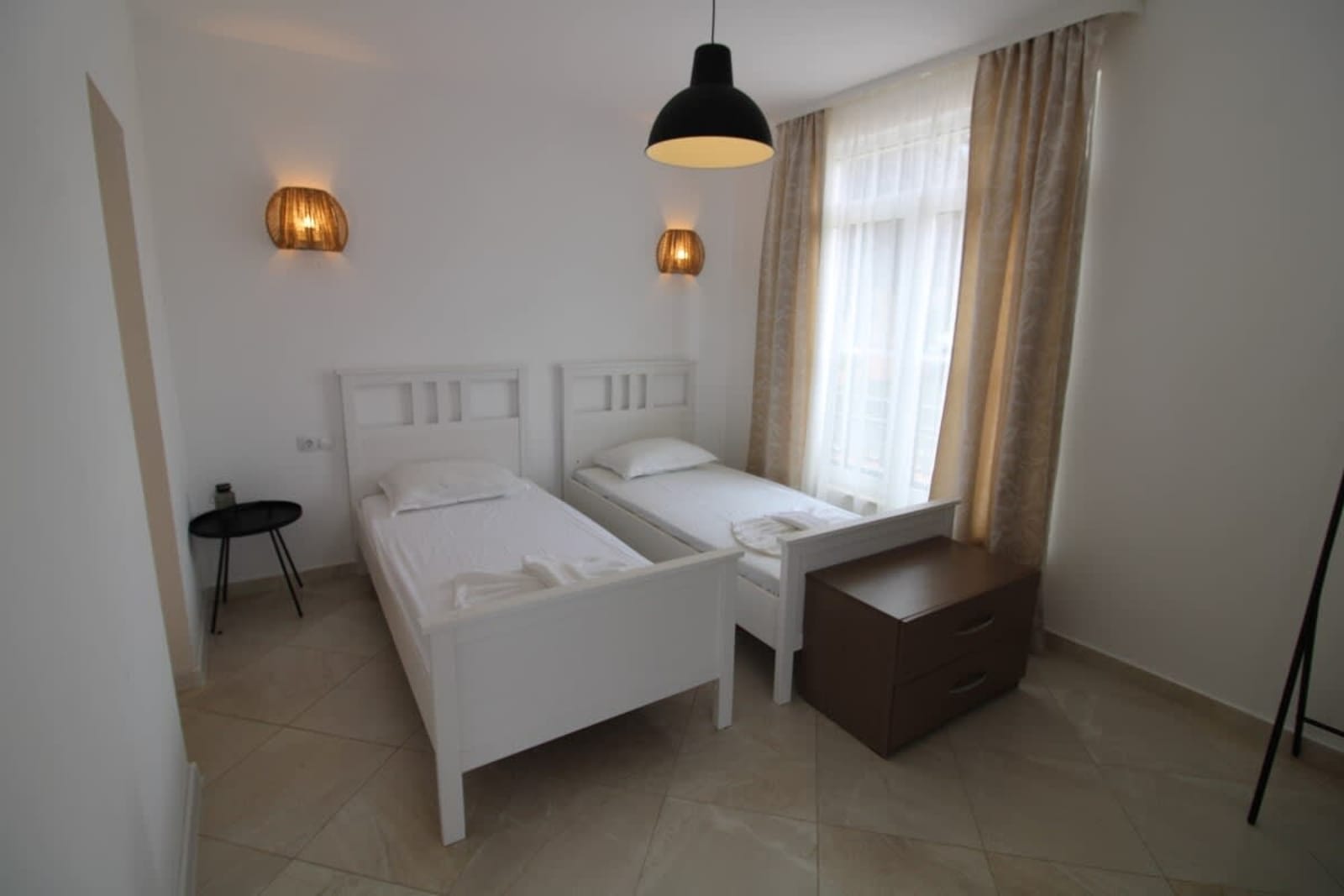 Cozy 2 bedroom apartment in Flores Garden - Photo 16