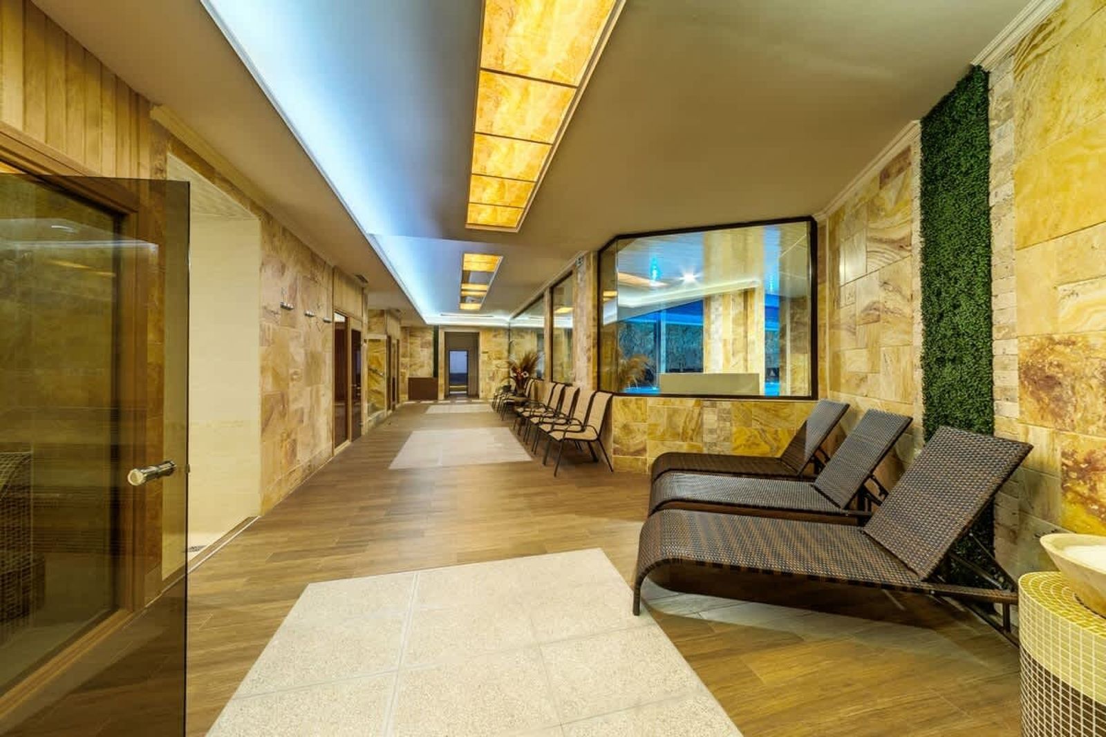 Villa Dea &amp; Villa Ina - Villas &amp; SPA Park in Velingrad - Photo 45