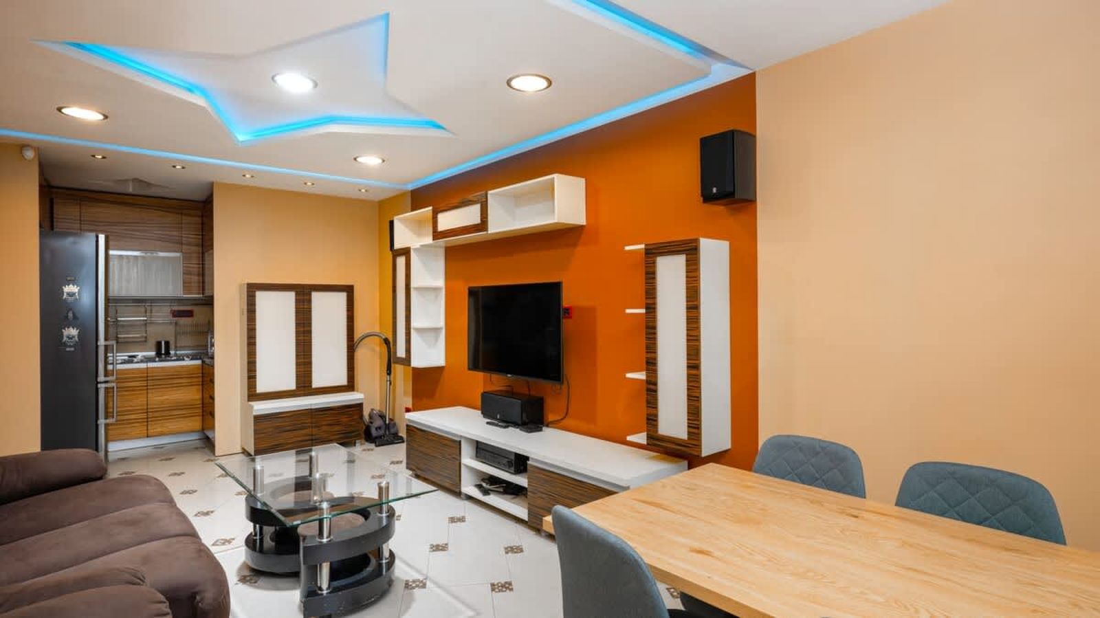 Central 1BD Apartment Next to Women's Market - Photo 4