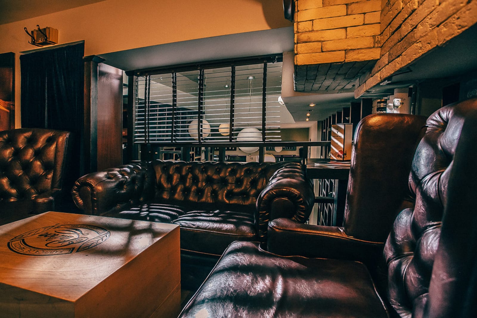 Whiskey bar - Photo 5