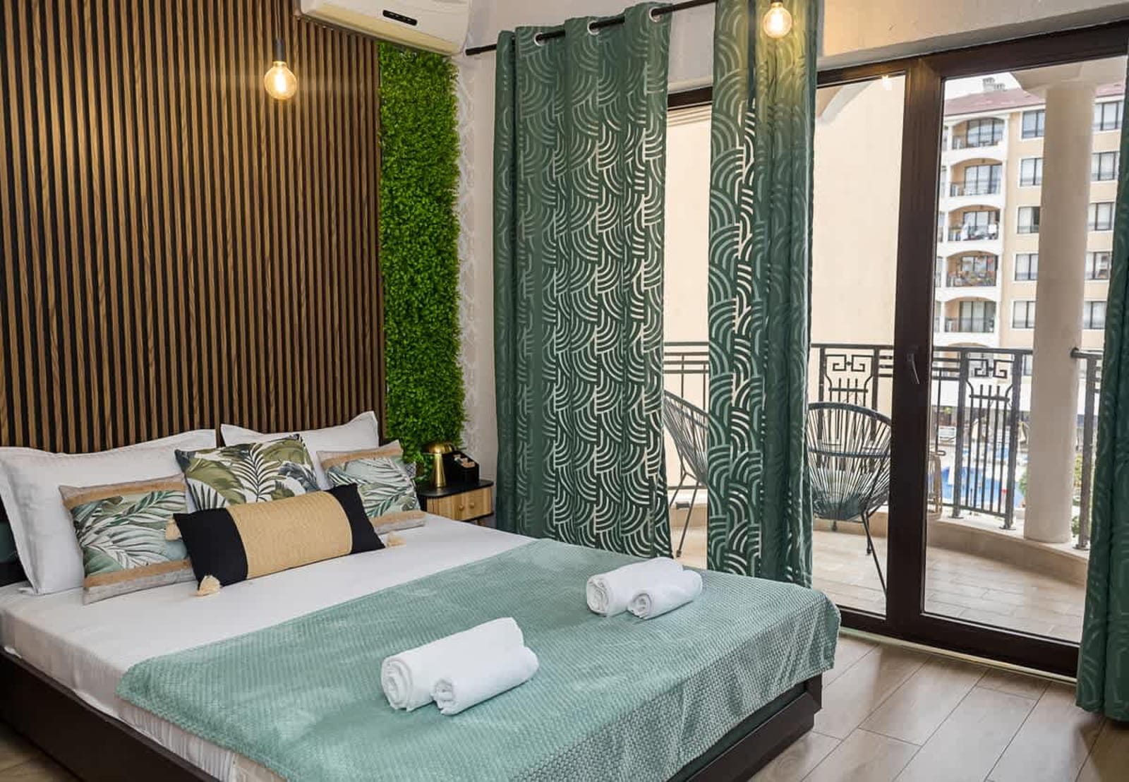 Stylish Flat with Free Pool Access, Bendita Mare - Photo 3