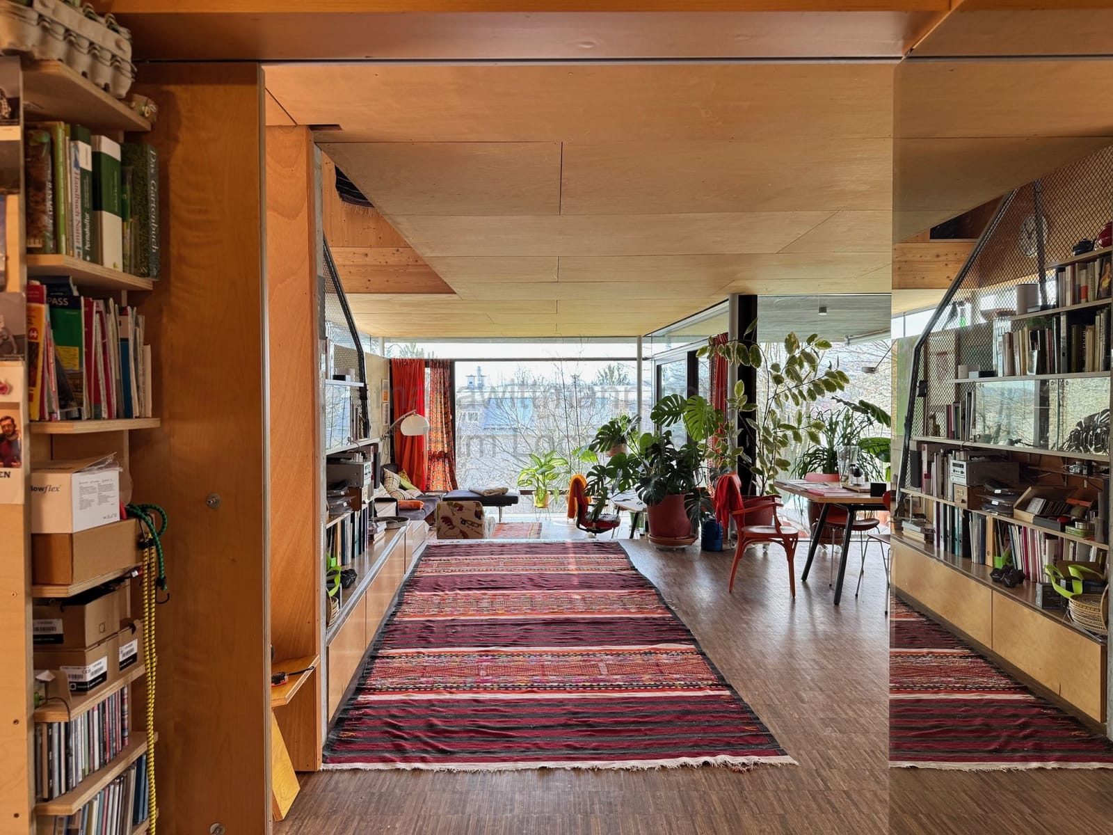 Location 298 - Photo 10