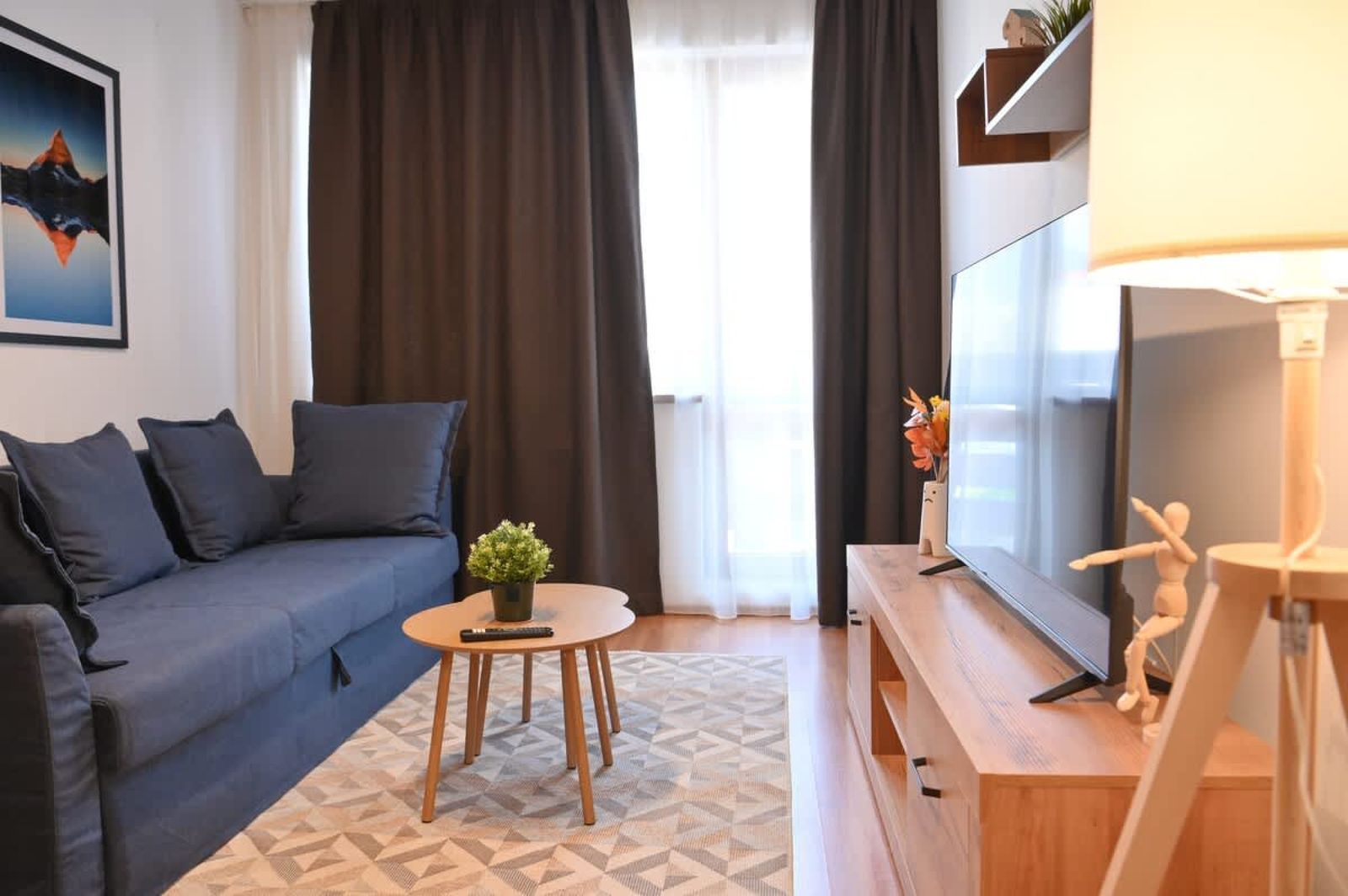 Cozy Flat with Pool &amp; Mountain Views, Near Gondola - Photo 9