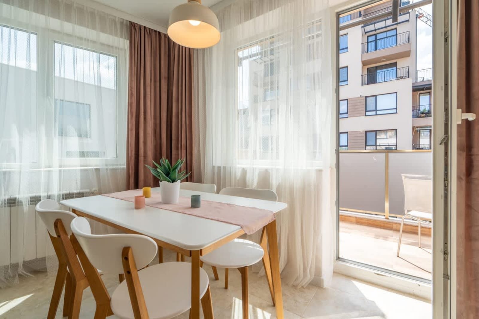 Fusion Finesse - 2BD with parking space - Photo 2