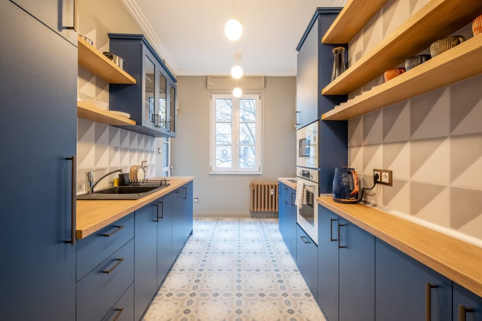 Sofia’s Classy Blu -2 Bedrooms - Photo 23