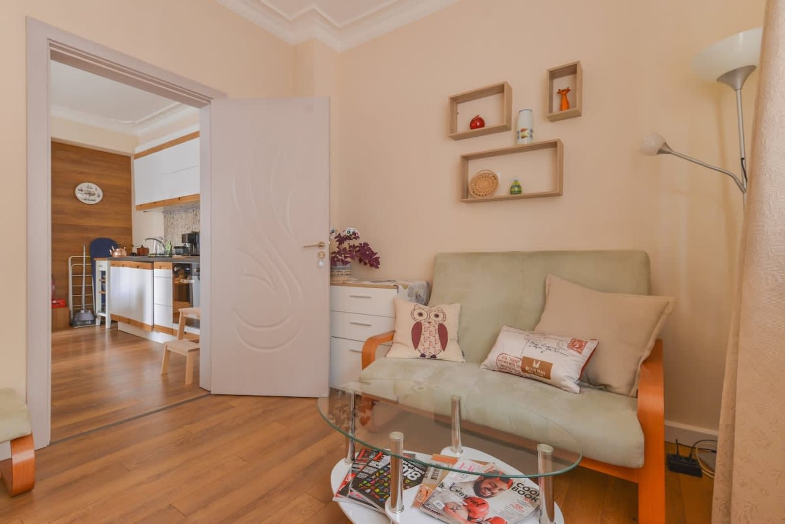 Welcoming One Bedroom on Vasil Levski Boulevard - Photo 5