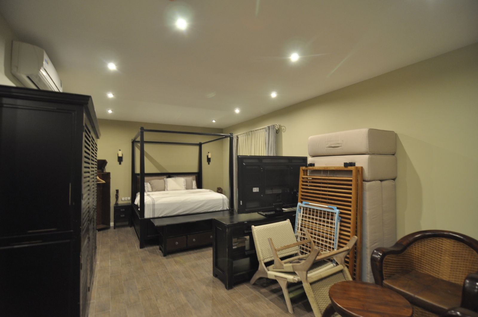 The Flower House - Photo 59