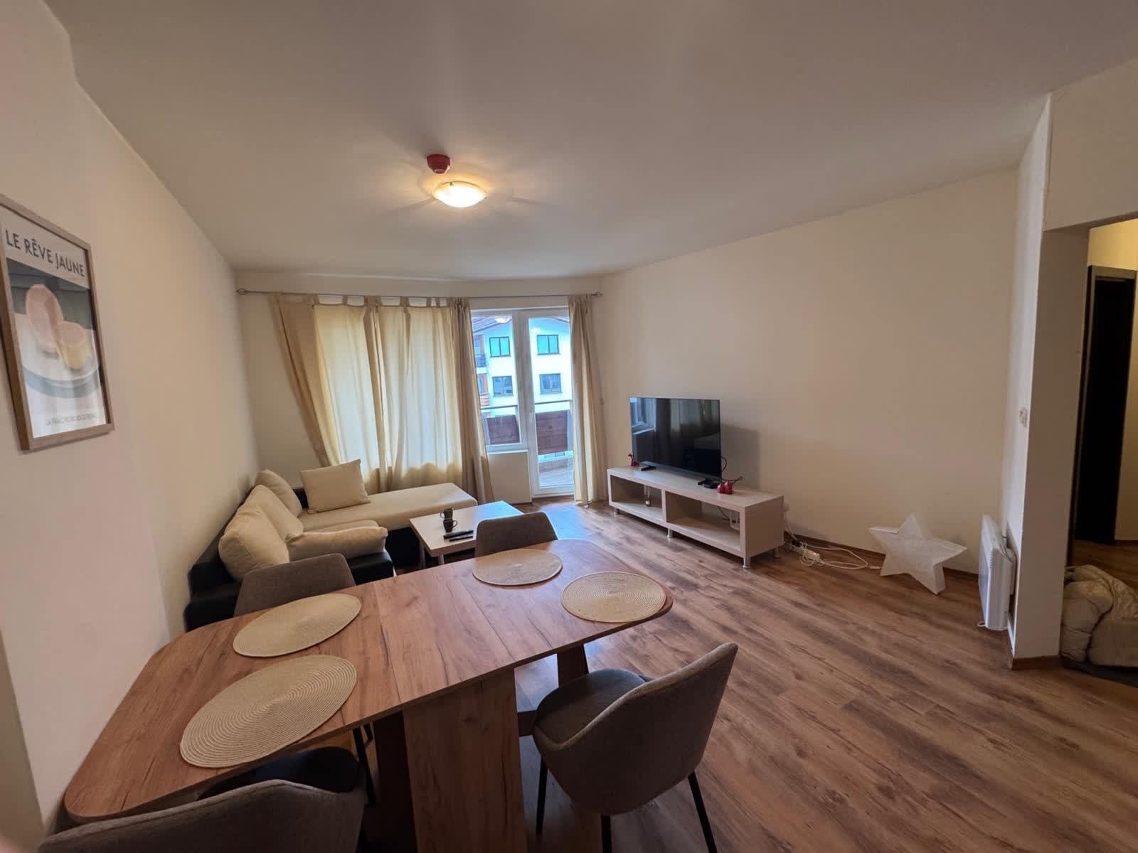 Detelina Mountain Retreat- 1-BR with Balcony - Photo 2