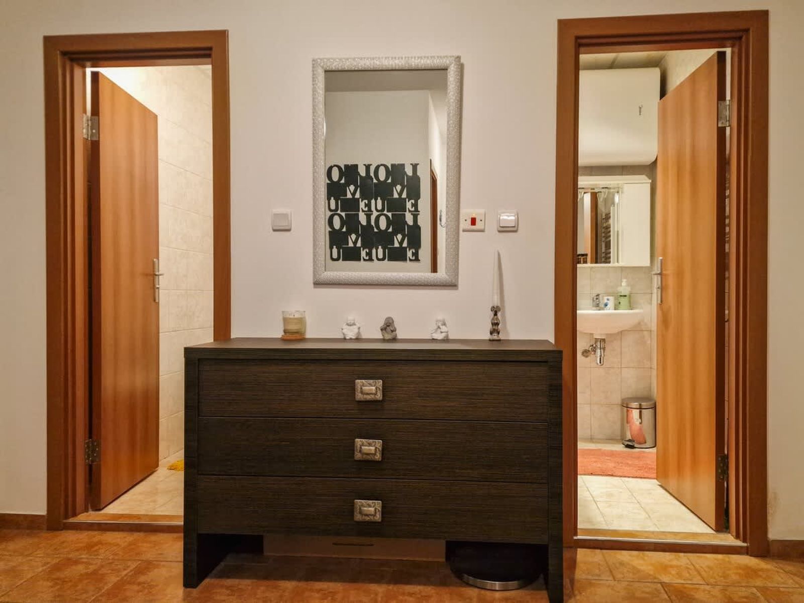 Cozy 2-Bedroom Stay with Parking in OLD INN Bansko - Photo 14