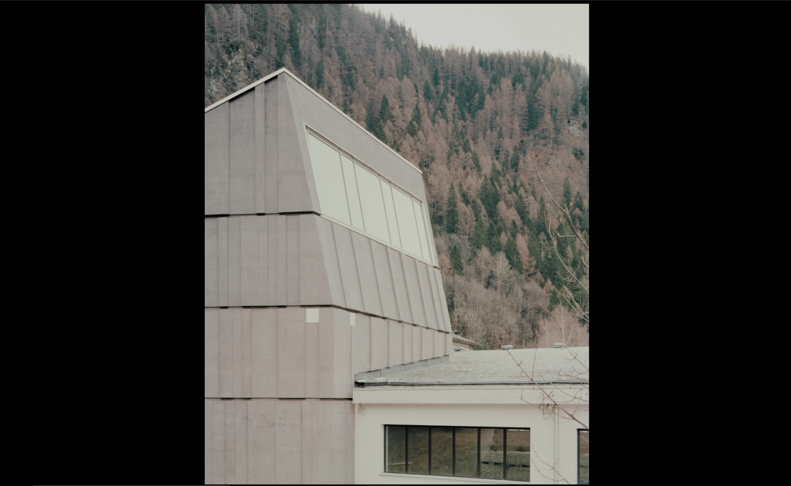 Spluga Climbing Gymnasium - Photo 11