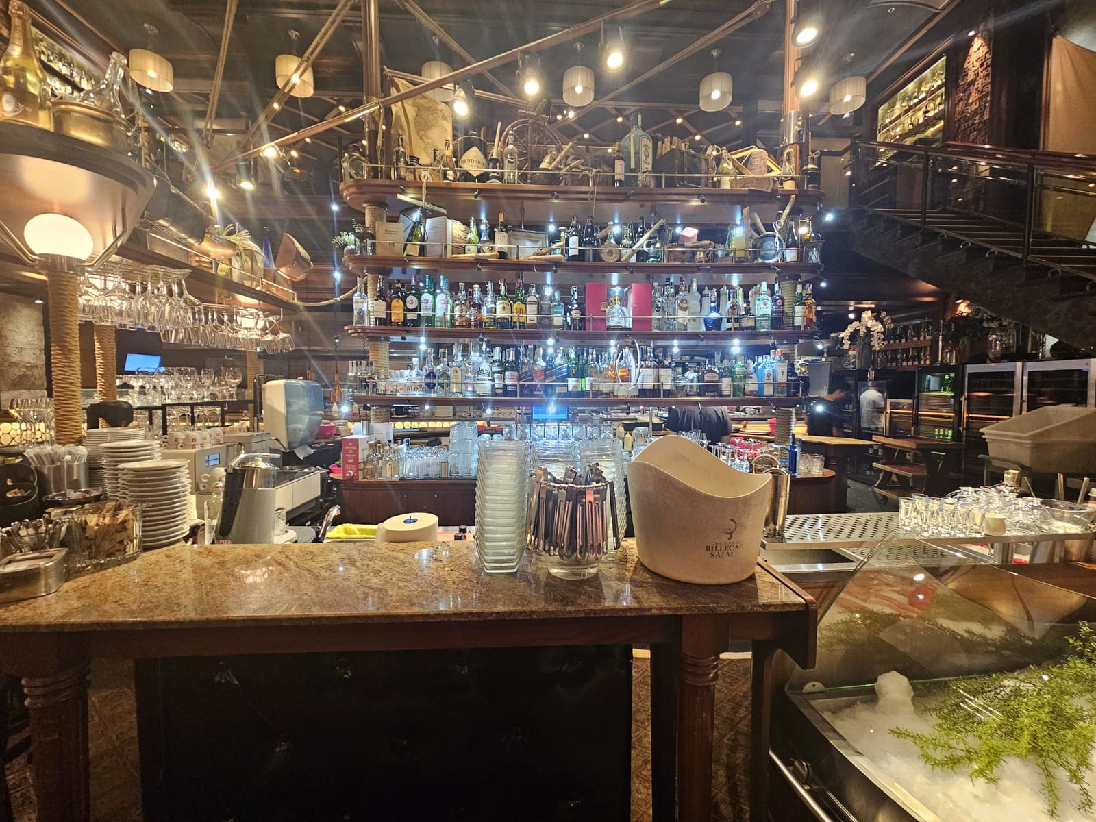 Adventurous High-luxury Restaurant in Sofia - Photo 18