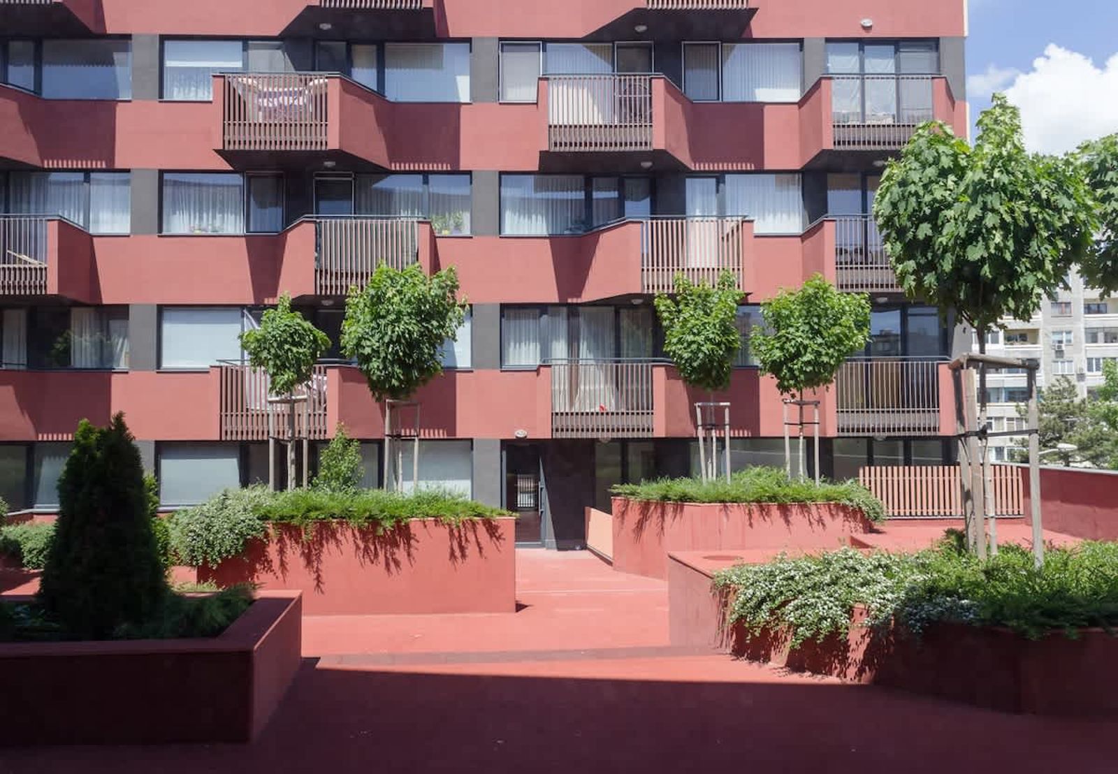 Sunny Blue  One-Bedroom Flat with Balcony - Photo 26