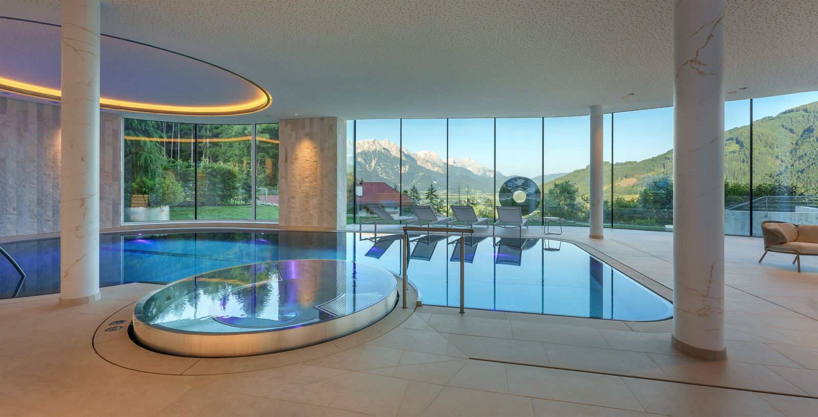 Ultra-Luxury Alpine Mountain Retreat with Panoramic Views - Photo 10