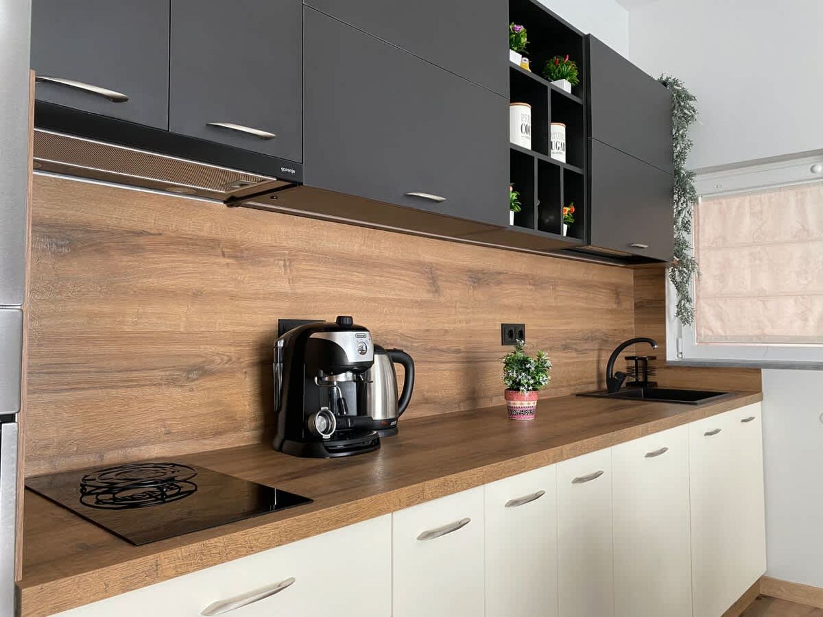 Modern 2BD/2BA Designer Apartment - Prime Location - Photo 20