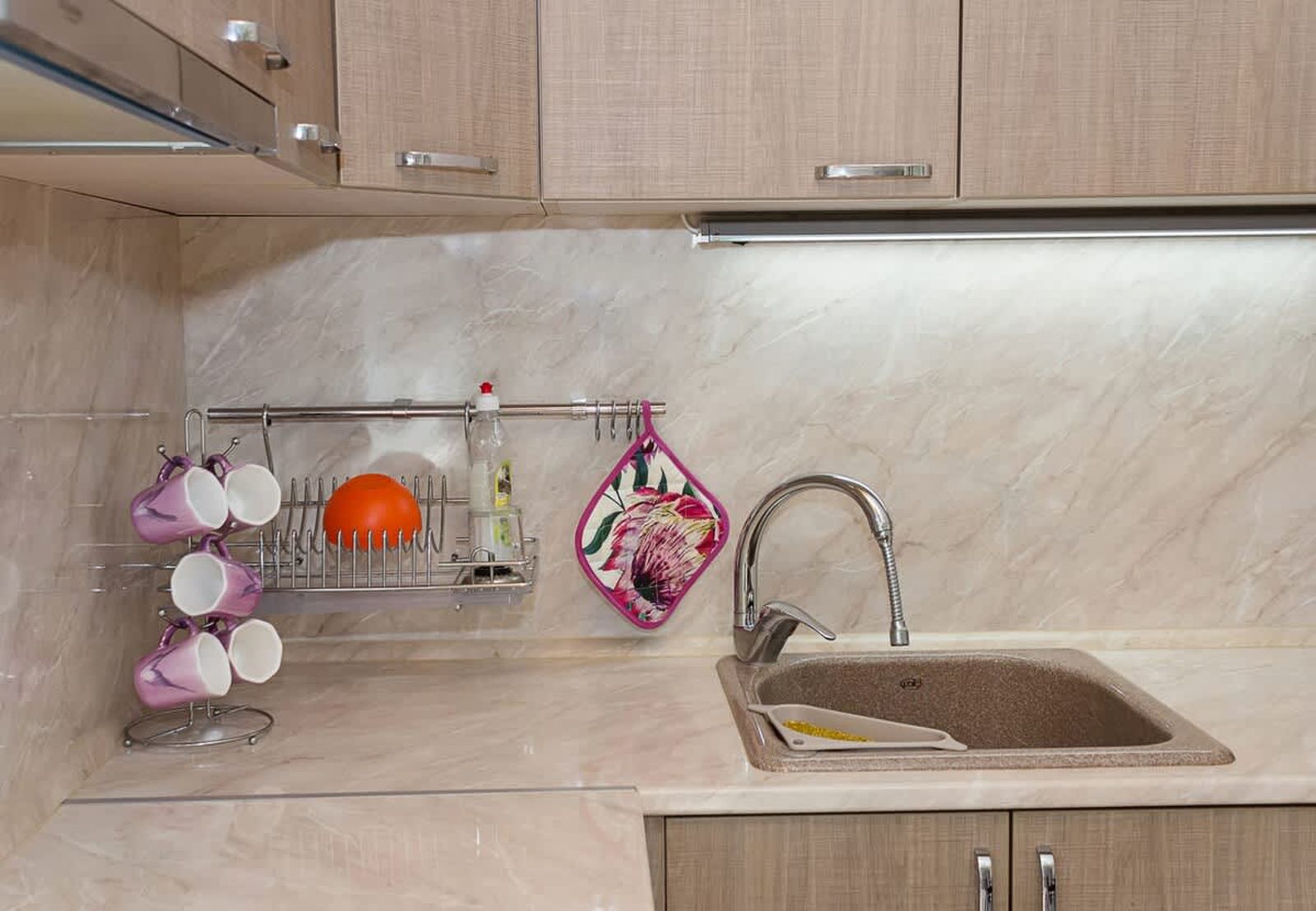 Golden Sands Best Location 1BD Flat - Photo 10