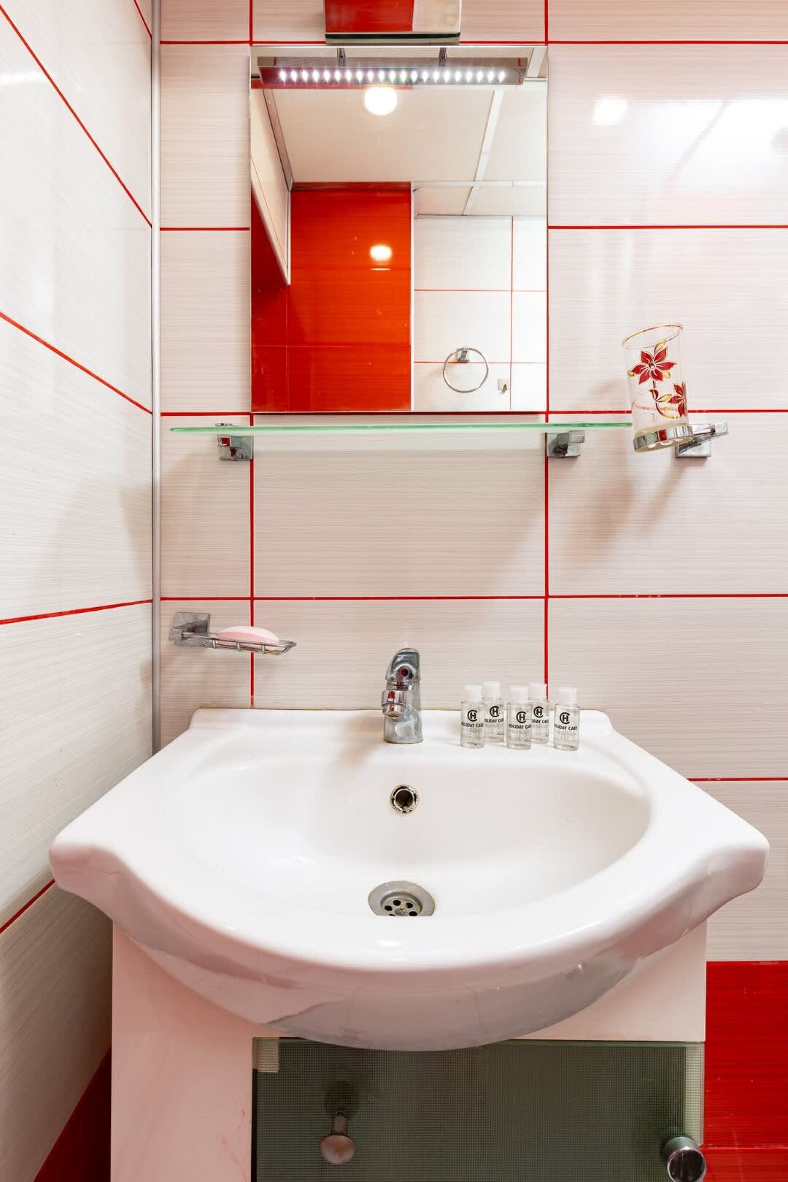 1BD Flat in Plovdiv - 25 min Walk from the Centre - Photo 18