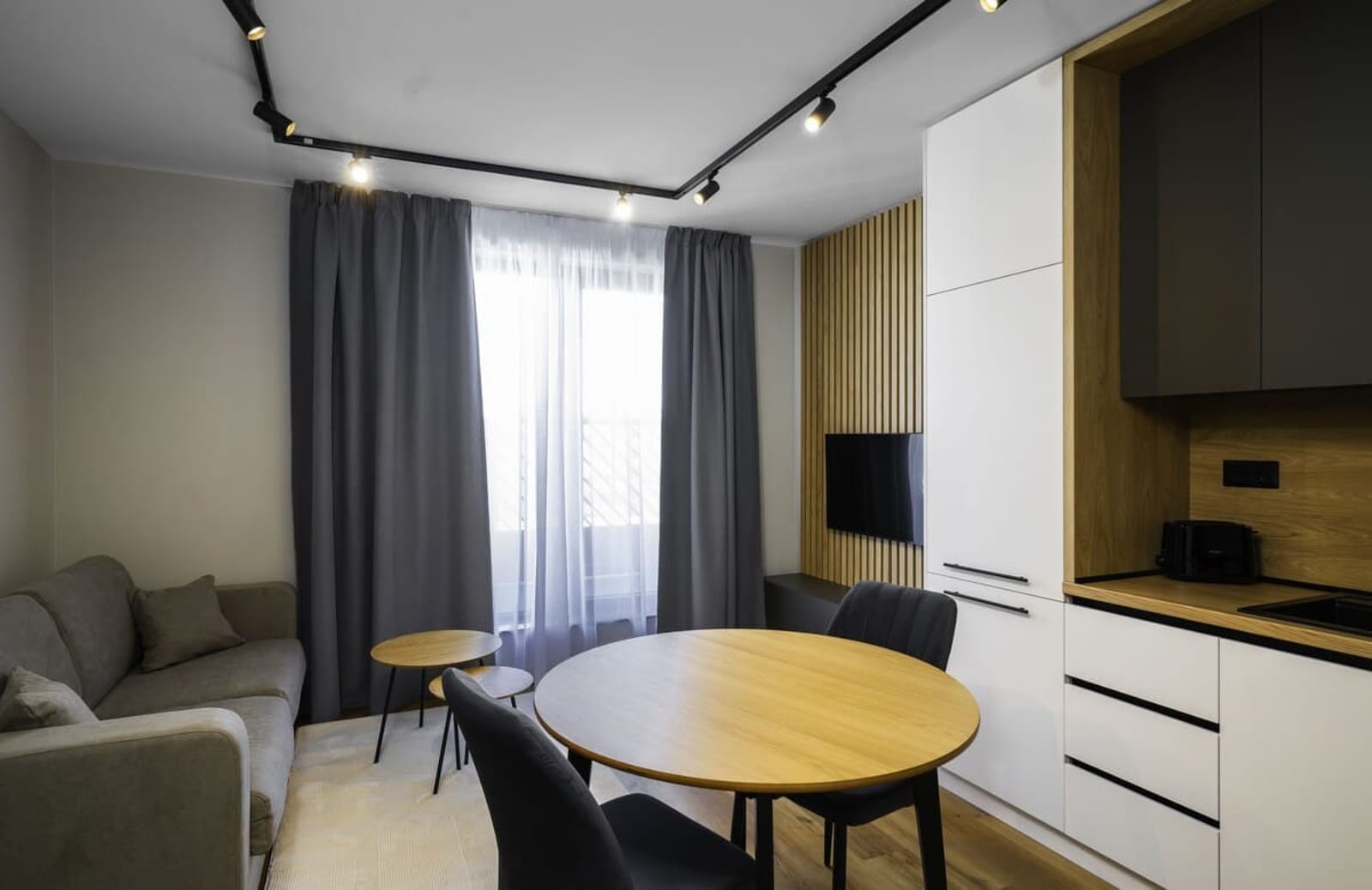 Aviva Living - 1BD Apartment - Photo 3