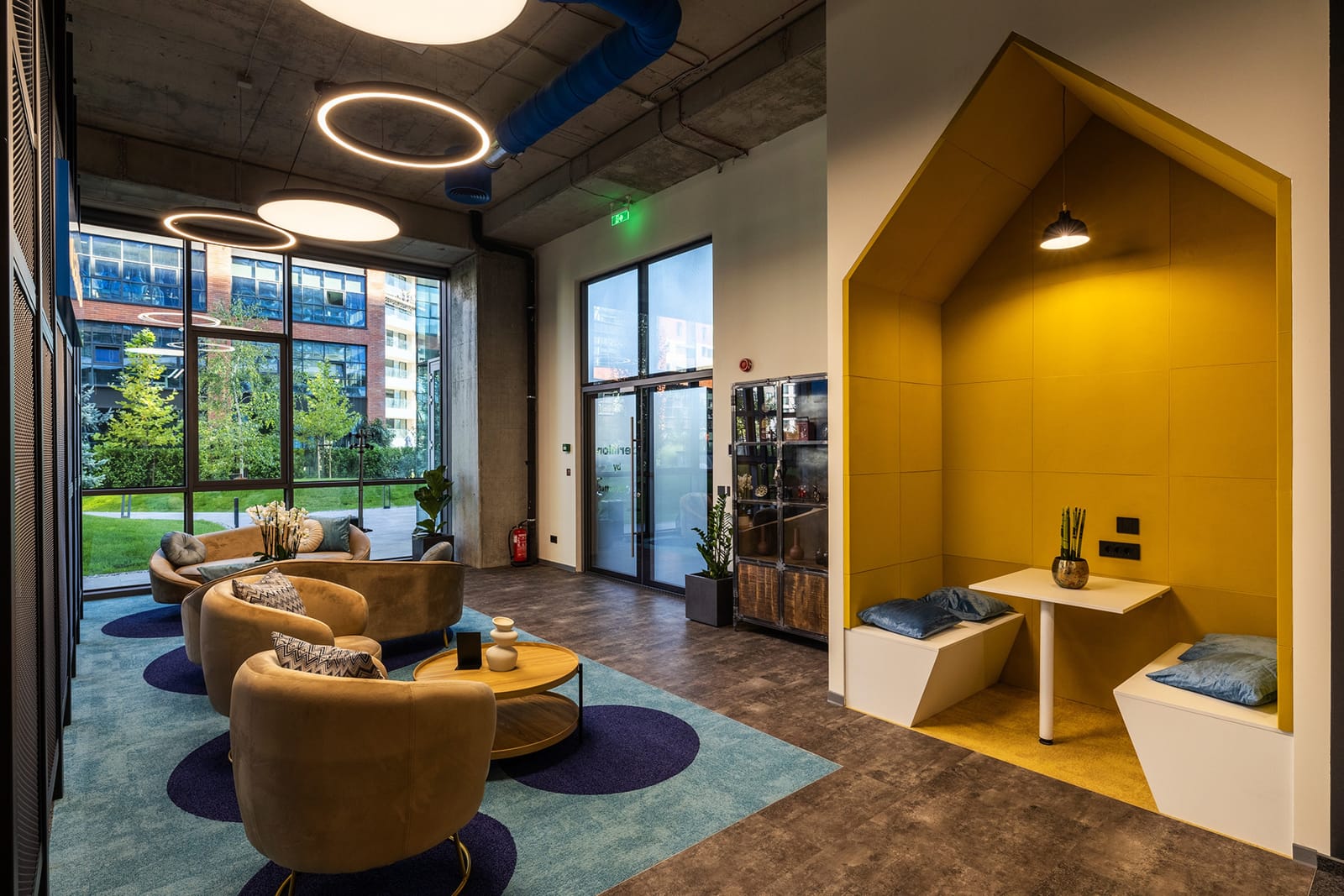 Work Better - Photo 5