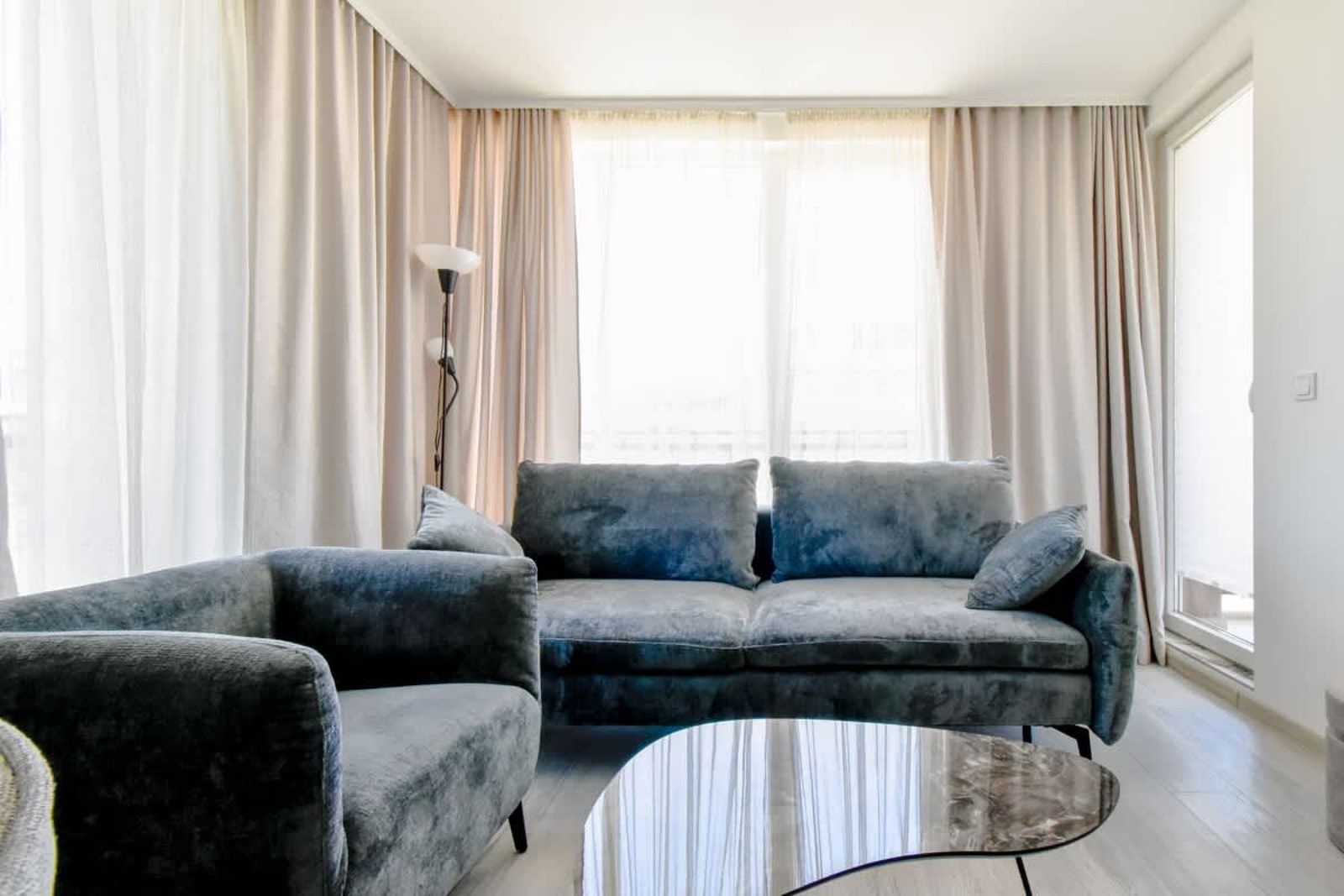 Crème Lux - Elegant 1BD in Manastirski Livadi - Photo 5