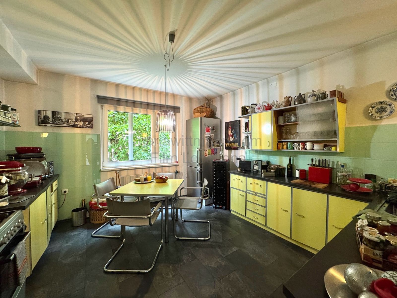 Location 493 - Photo 20