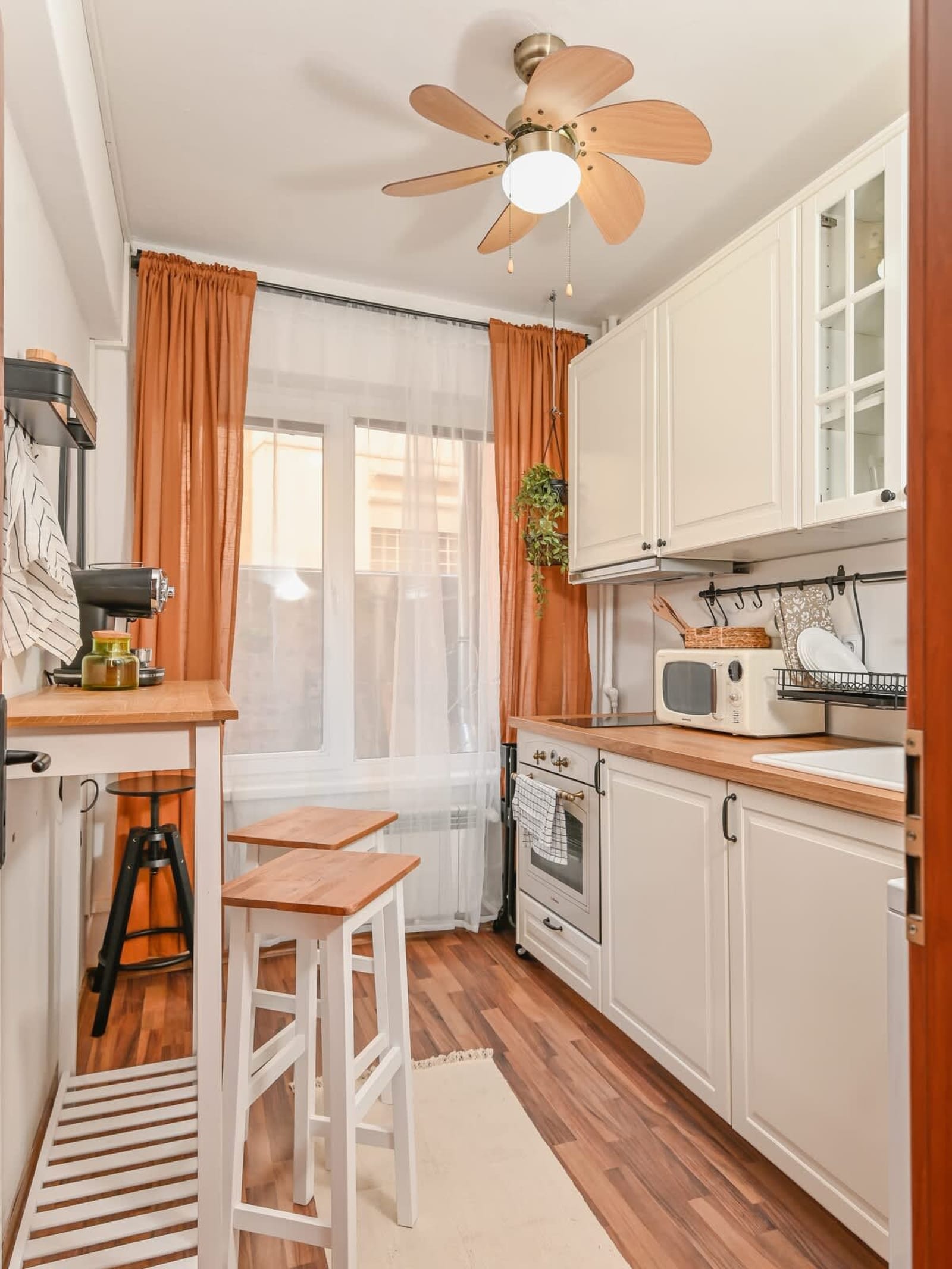 Cosy&amp;Art 1BD Apartment next to Slaveykov Square - Photo 19