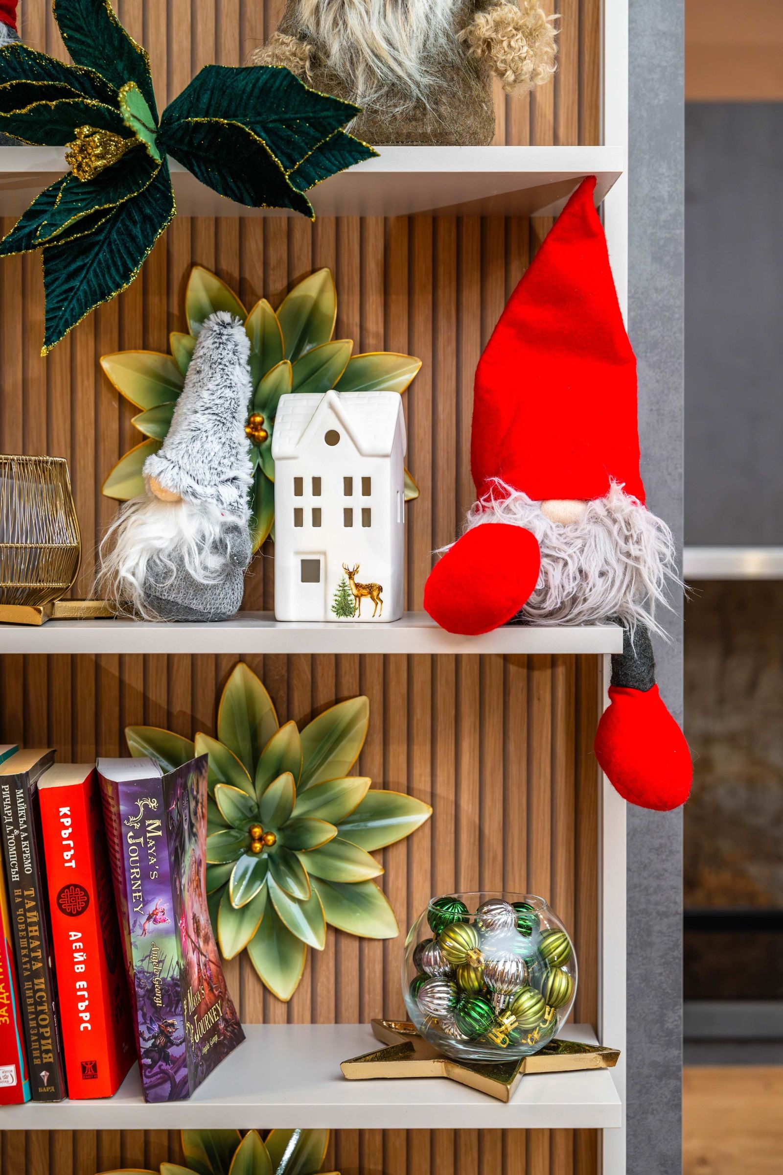 Warm &amp; Stylish Retreat in a Quiet Area - Photo 21