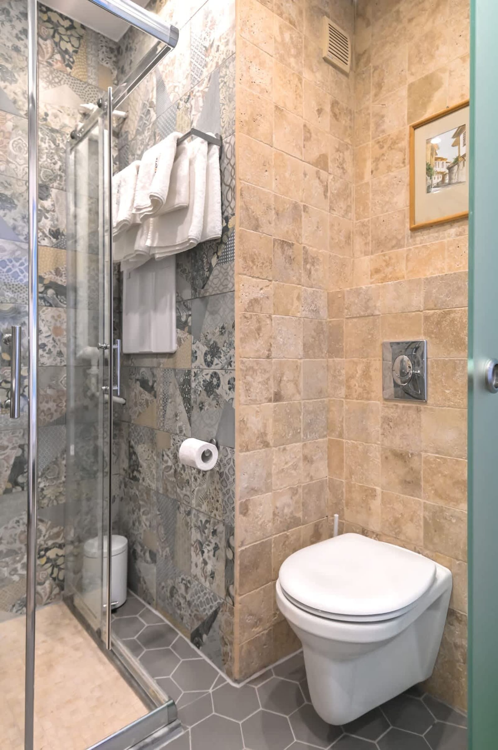 Floral Studio Retreat in Sofia City Center - Photo 21