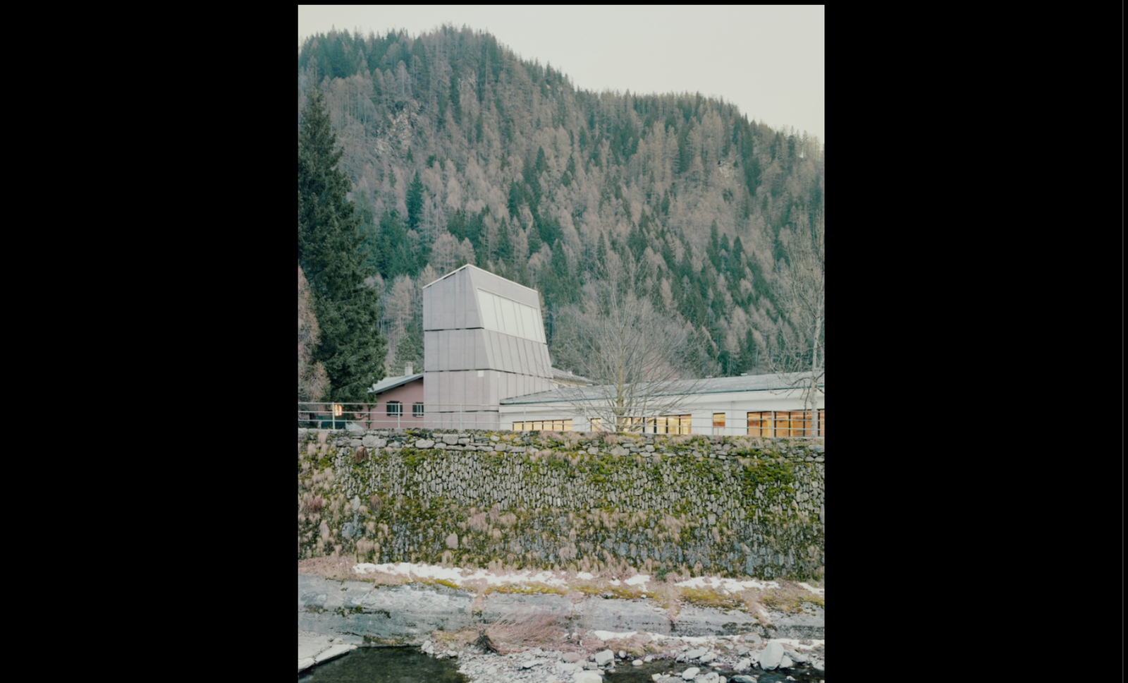 Spluga Climbing Gymnasium - Cover Photo