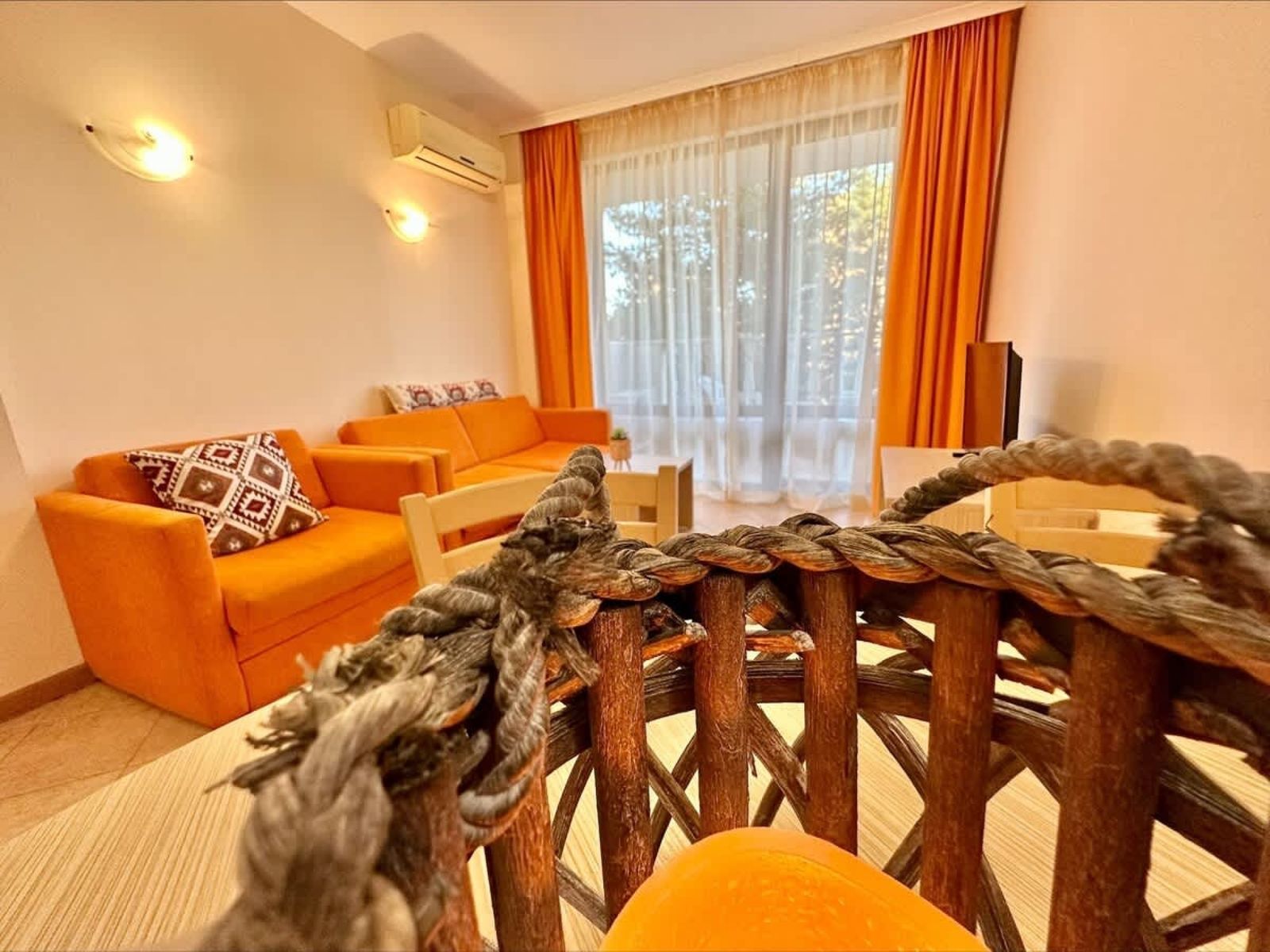 Cozy apartment with balcony in Royal Sun - Photo 32