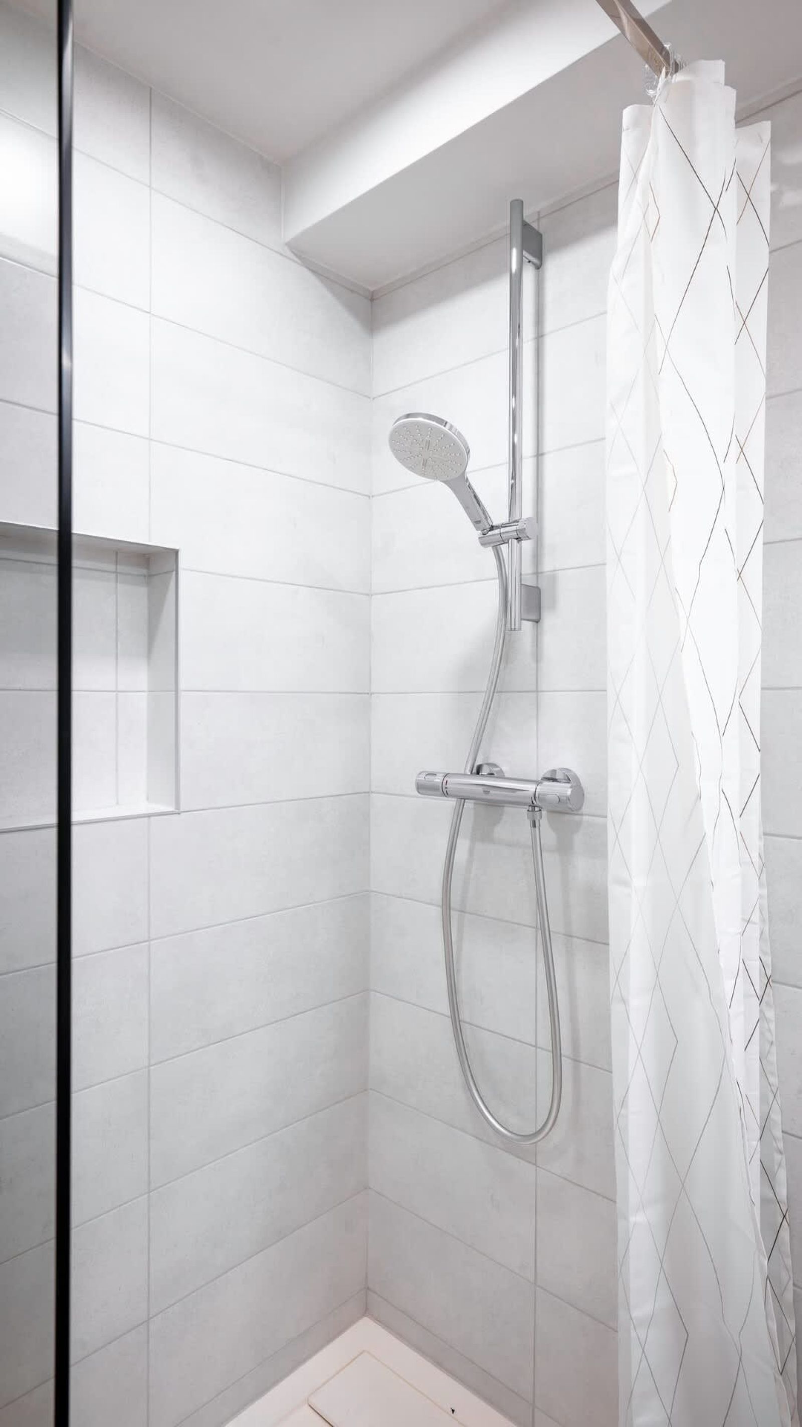 Cozy 1BD Apartment next to NDK - Photo 27