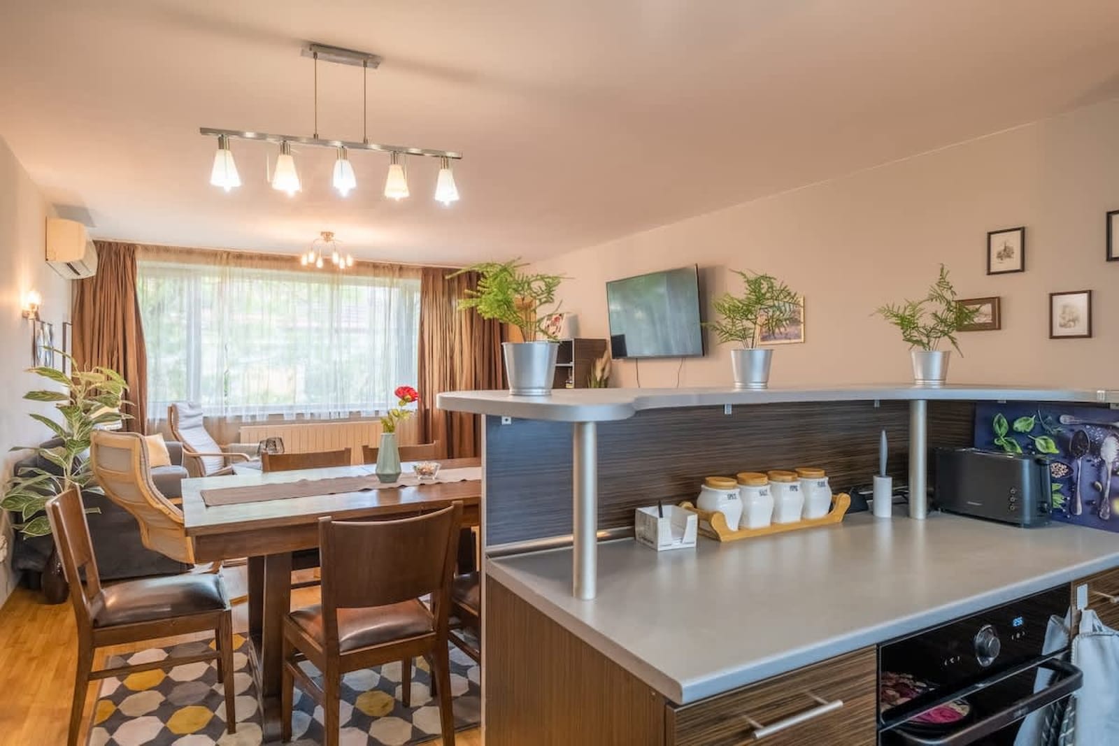 Serdica top center - 3 berdoom cosy apartment - Photo 2