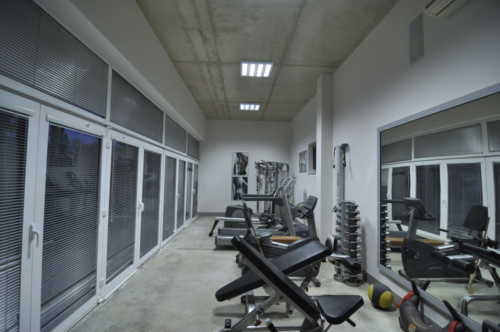 The Flower House - Photo 73