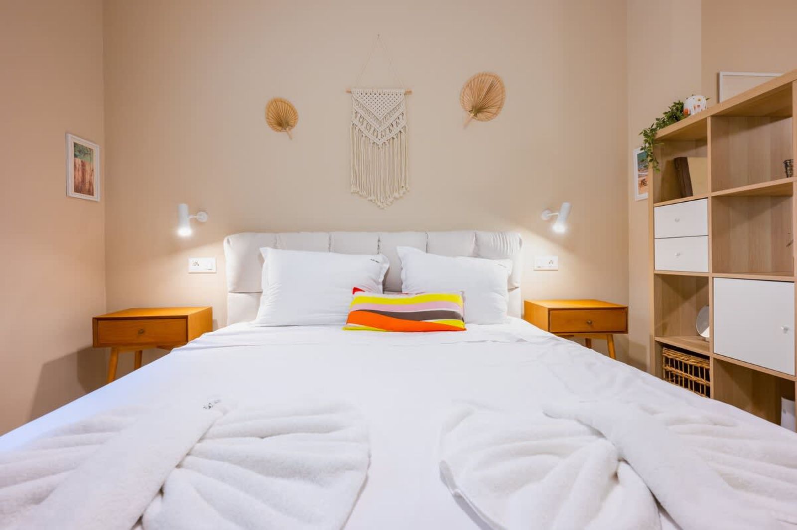 Cozy Boho Studio in Center with Shared Terrace - Photo 2