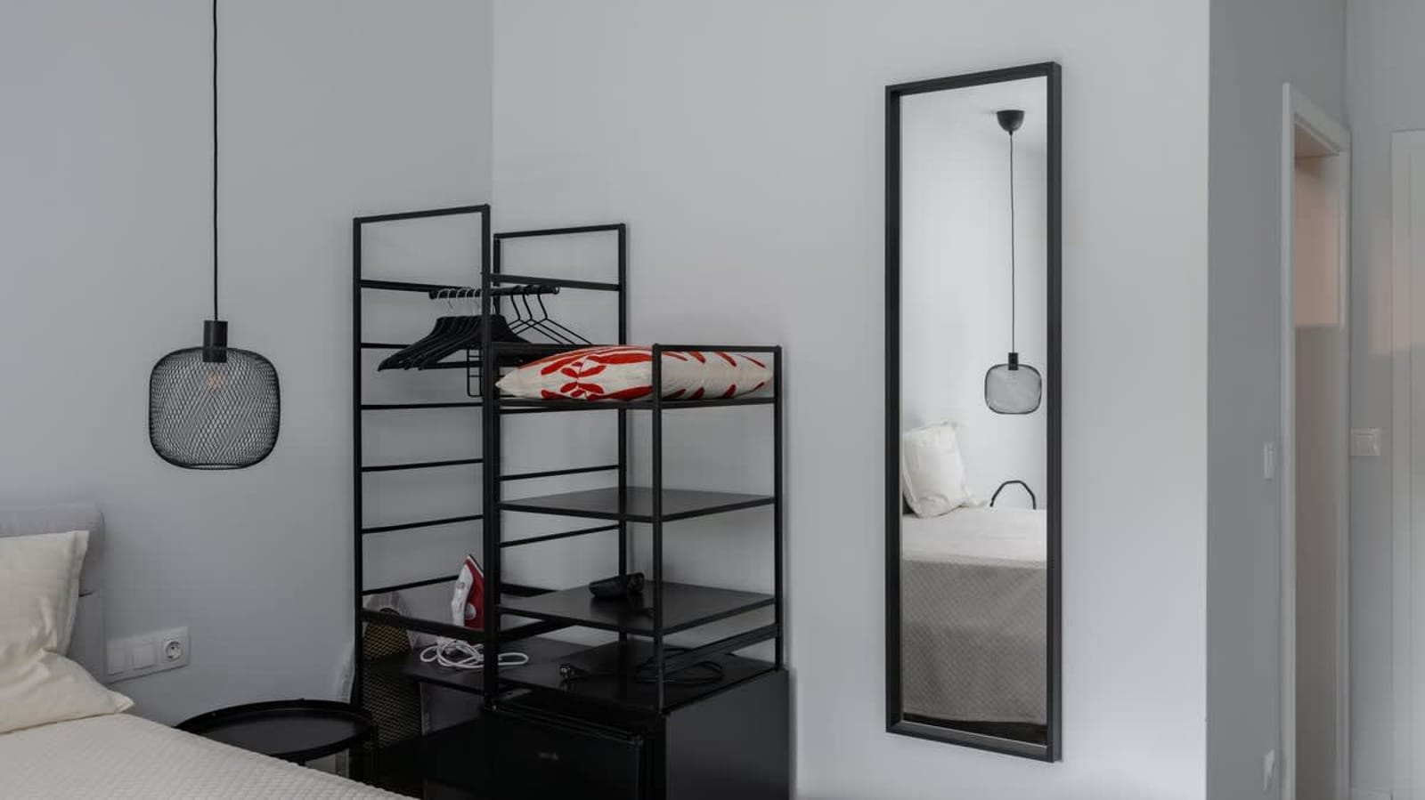 Aviva City Stay – Noir Studio - Photo 9