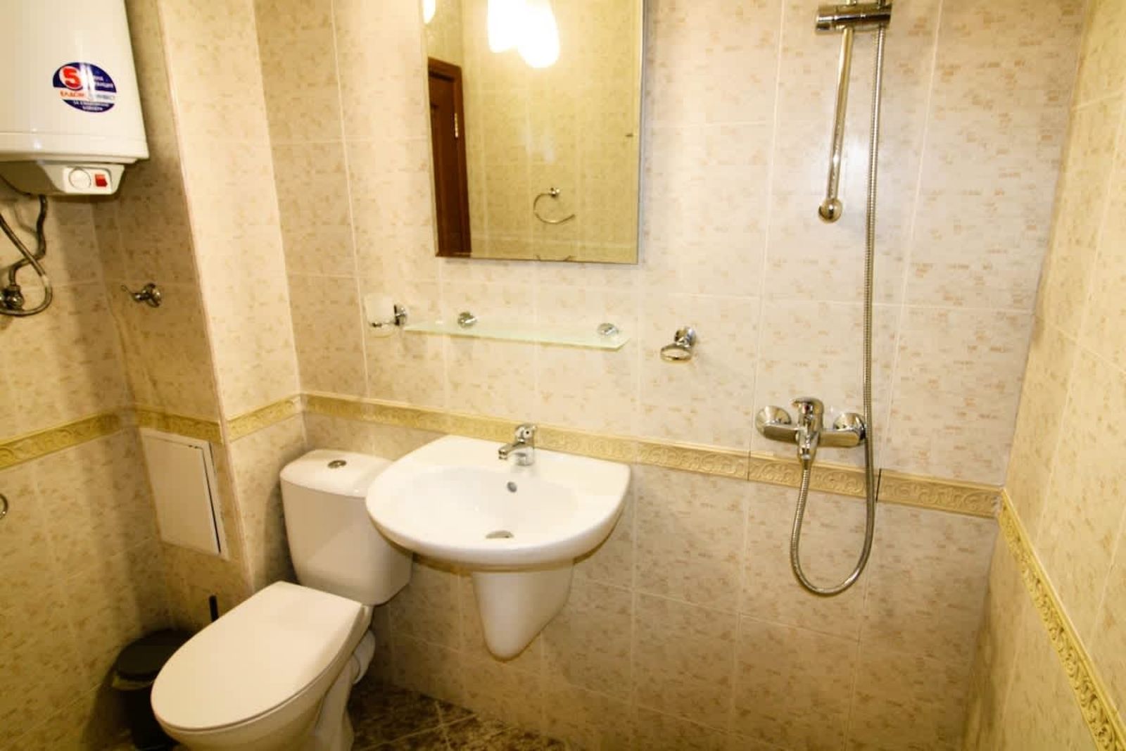 Cozy 2-bedroom apartment in Efir 2 - Photo 18