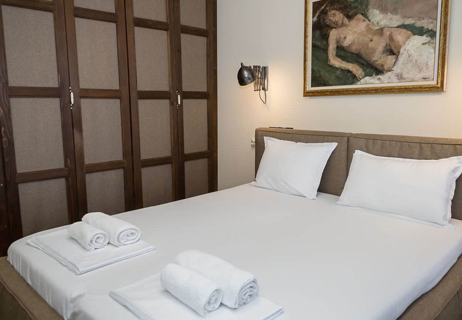 Modern Comfort &amp; Vintage Charm with Panoramic View - Photo 17