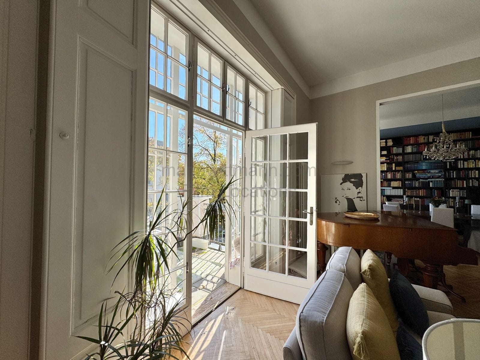 Location 276 - Photo 11